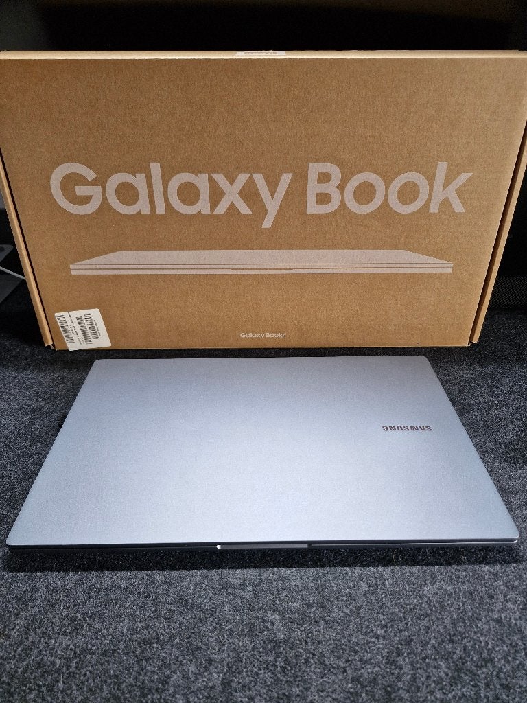 Samsung Galaxy Book4 15,6" – i7 / 16GB RAM / 512GB SSD GRIJS, Qwerty, Zo goed als nieuw, Gaming, Samsung Galaxy Book