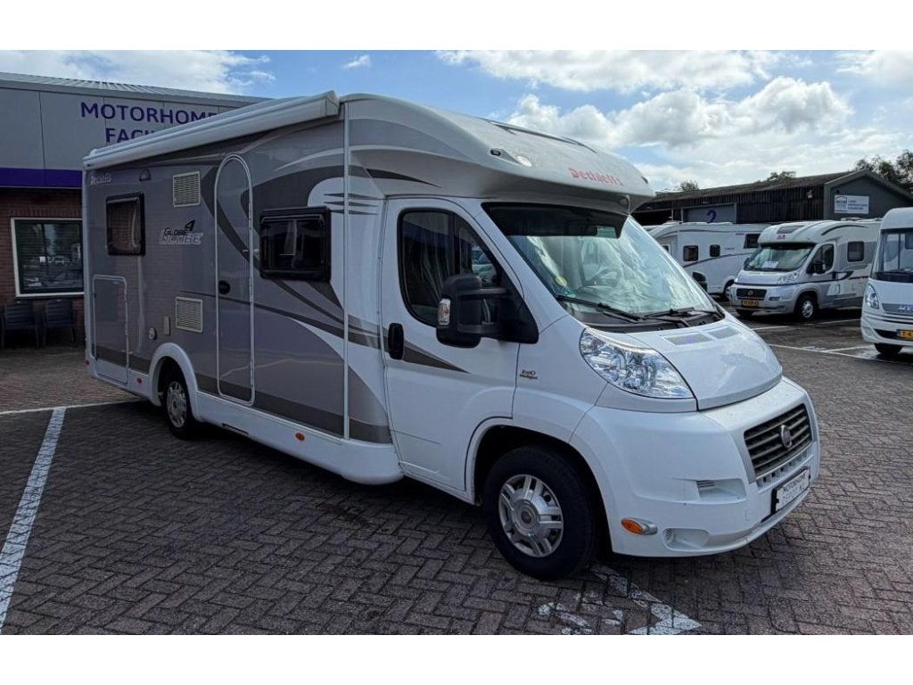 Dethleffs Globe4 6911 T NLcamper(NAP) Lengtebedden Hefbed, Fiat, 7 tot 8 meter, Dethleffs, Achteruitrijcamera