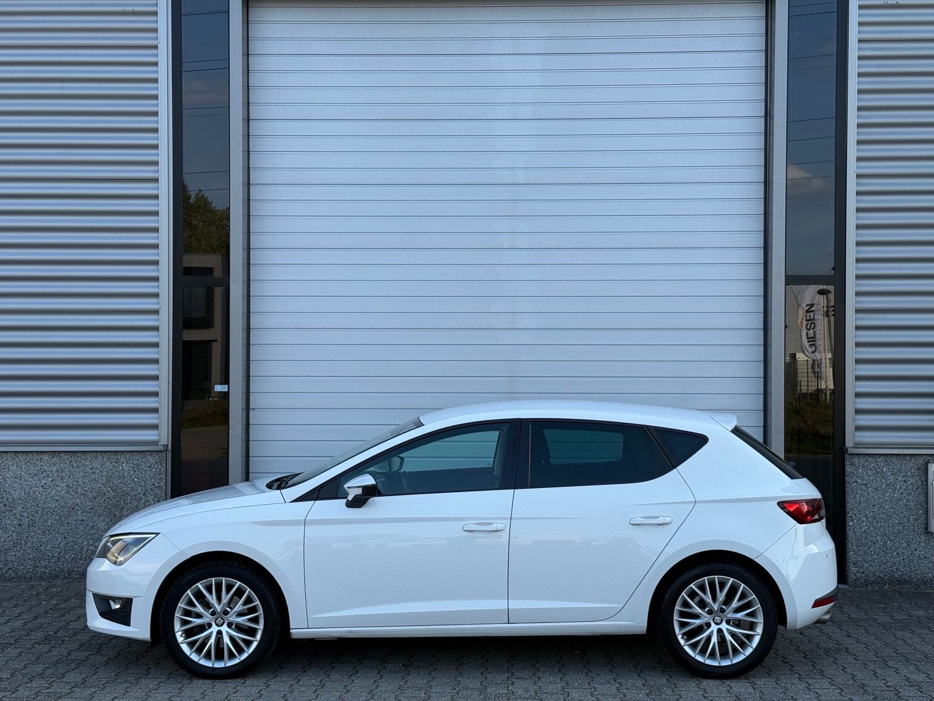 Seat Leon 1.4 EcoTSI FR LED Alcantara Camera AUT, Auto's, Gebruikt, 4 cilinders, 150 pk, Leon