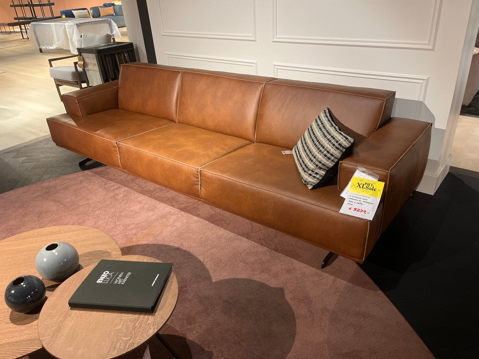 Granada lederen 4-zitsbank - Showroommodel Piet Klerkx, Ophalen, Zo goed als nieuw, Rechte bank, 200 tot 250 cm