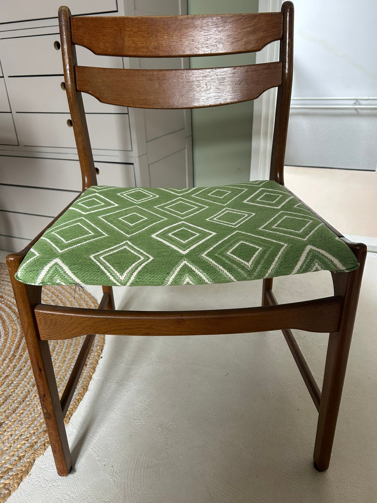 Vintage deense eetkamerstoel, Ophalen of Verzenden, Gebruikt, Eén
