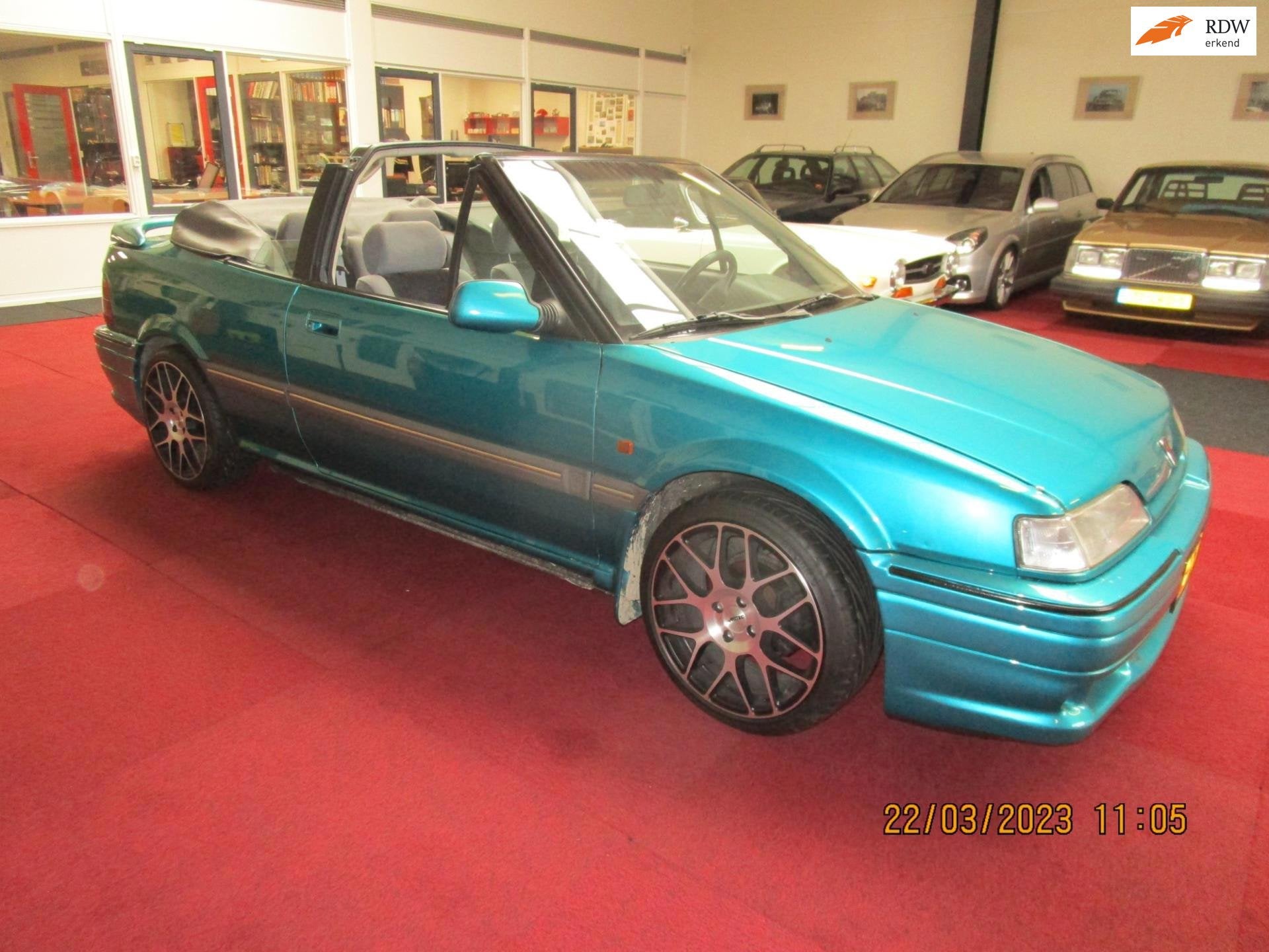 Rover 214 Cabrio Look 220 coupe, Auto's, Voorwielaandrijving, Lichtmetalen velgen, 1071 kg, Gebruikt