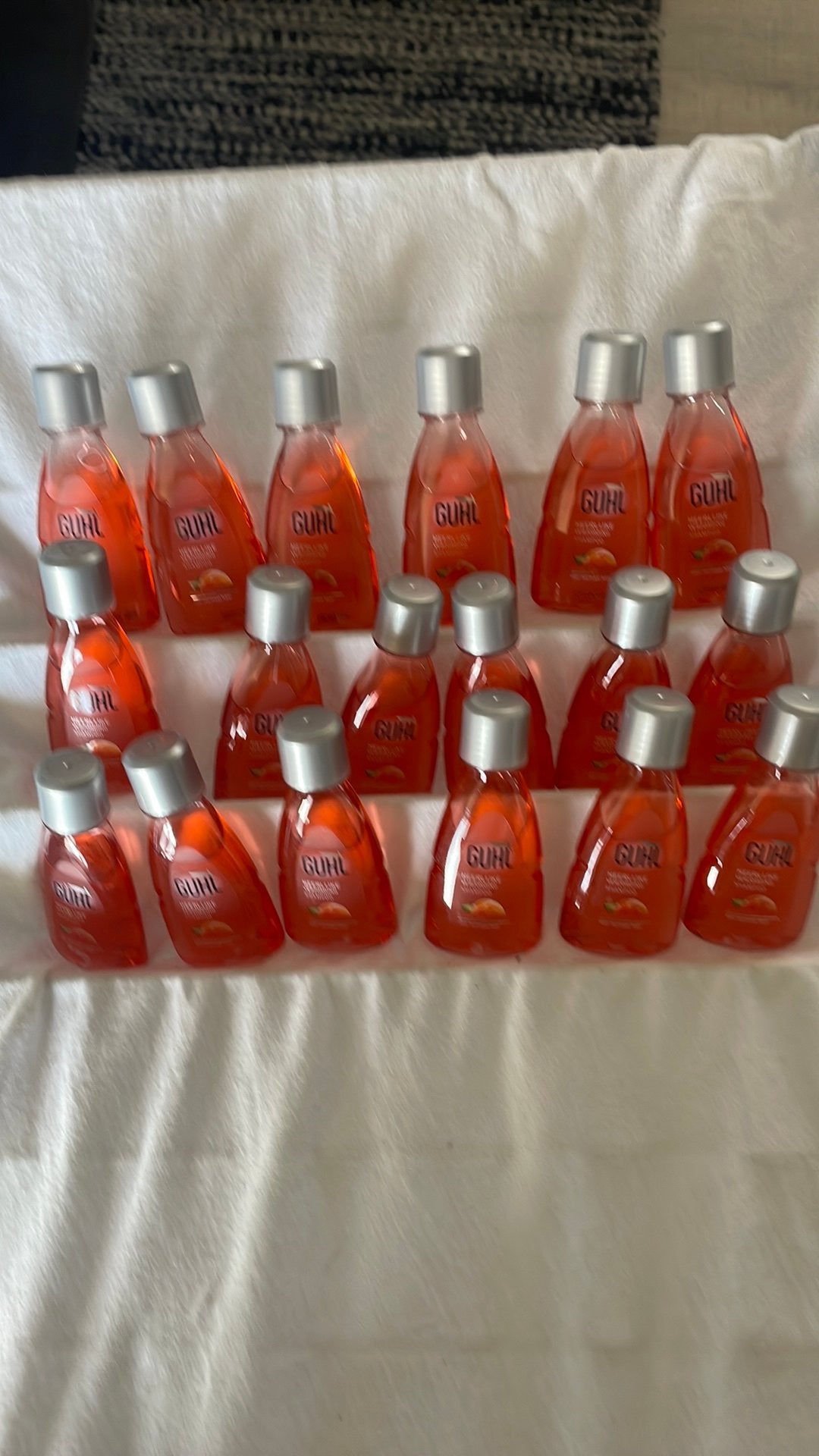 18 STUKS “GUHL” PERZIK SHAMPOO 30 ML, Ophalen of Verzenden, Nieuw, Shampoo of Conditioner