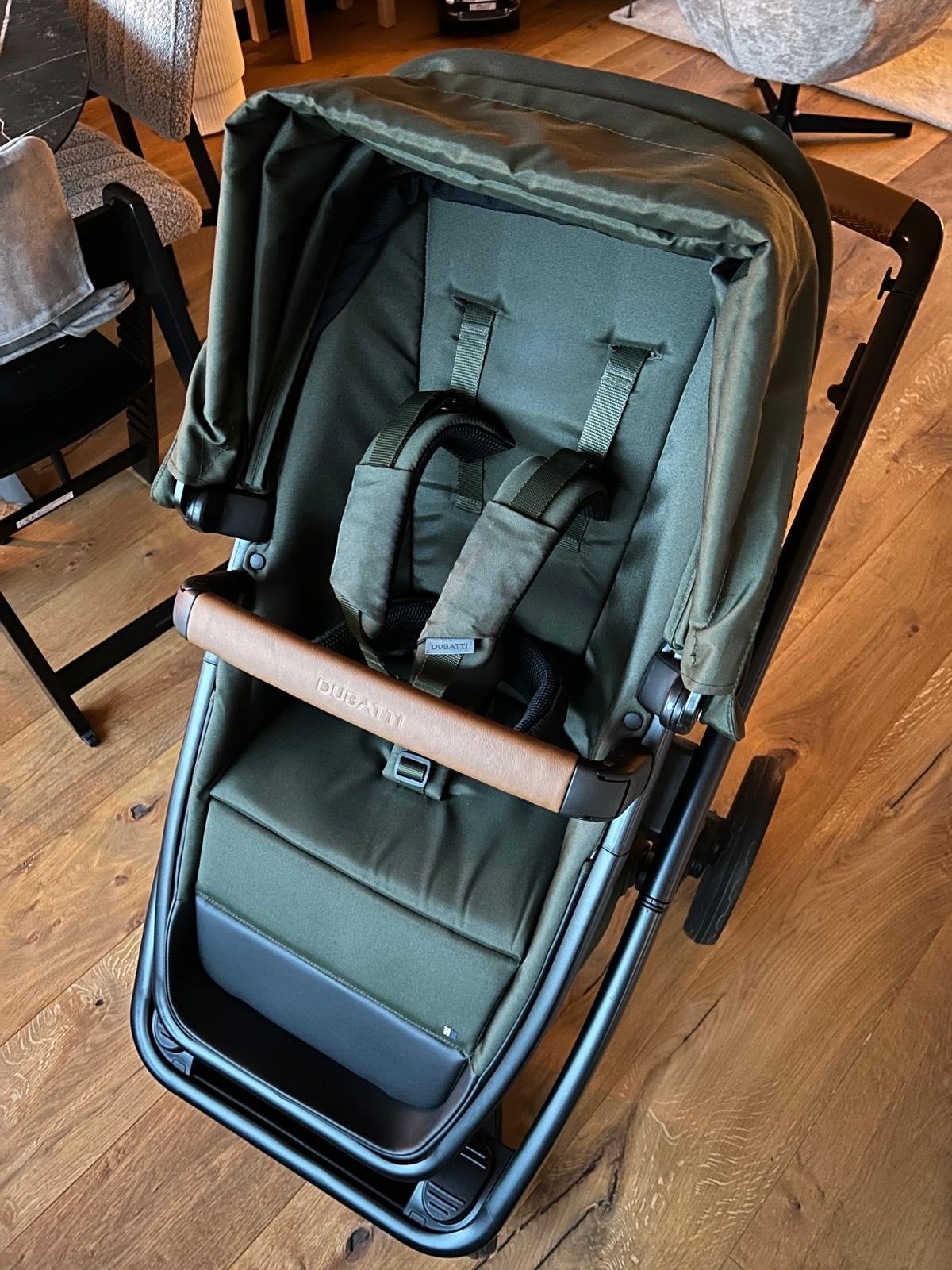 Dubatti Two 2 in 1 kinderwagen met voetenzak, Zo goed als nieuw, Combiwagen, Met reiswieg, Ophalen