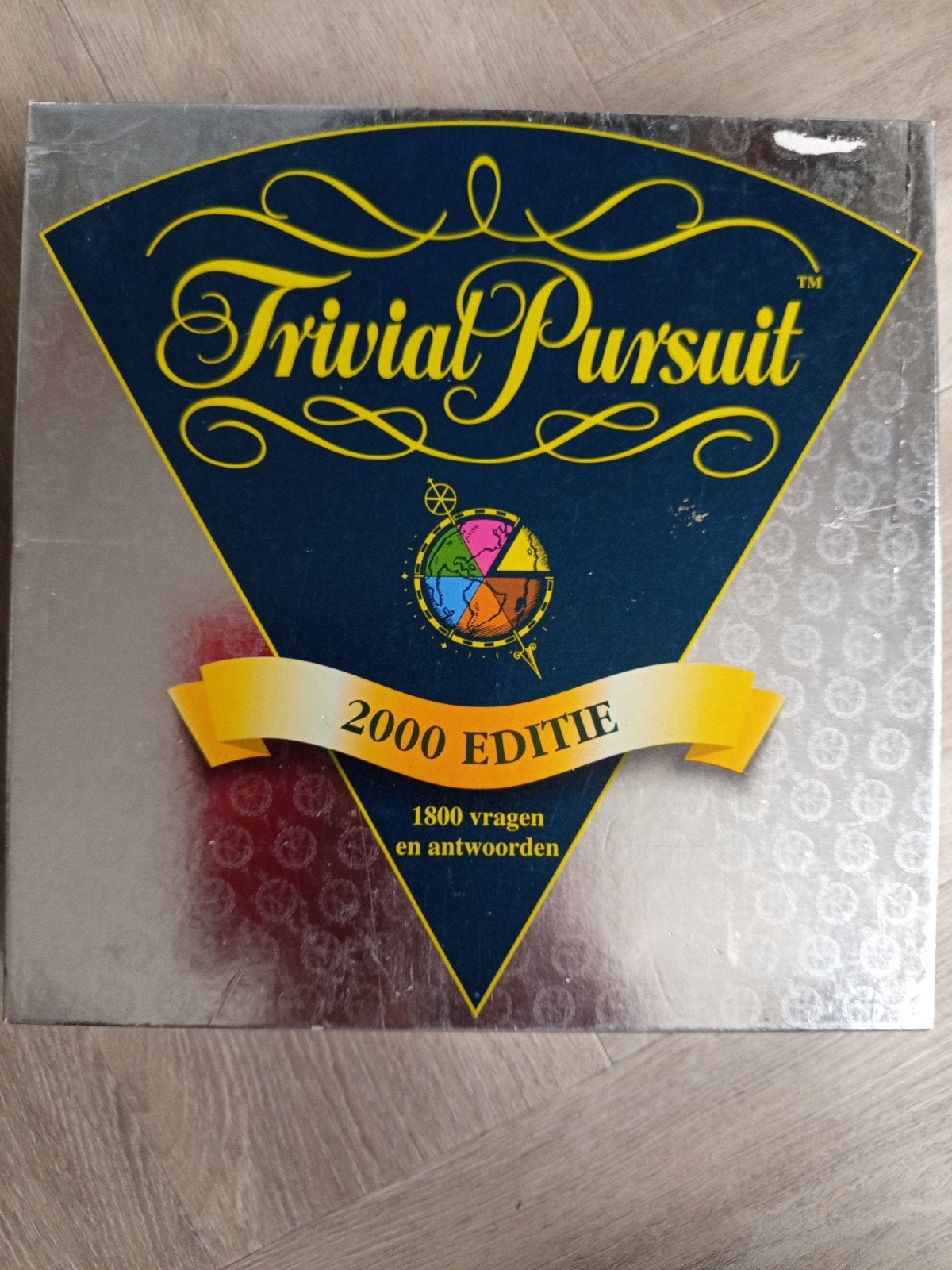 Trivial Pursuit 2000 Editie Bordspel, Drie of vier spelers, Ophalen of Verzenden, Gebruikt, Parker