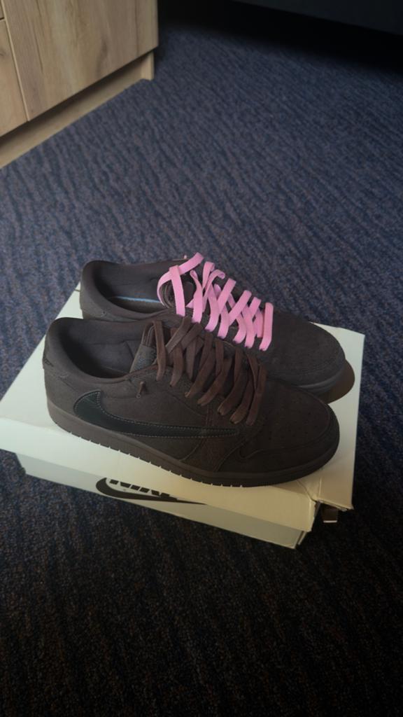 Nike x Travis Scott Velvet Brown – Maat 42 – ZGAN, Kleding | Heren, Schoenen, Bruin, Ophalen of Verzenden, Sneakers of Gympen