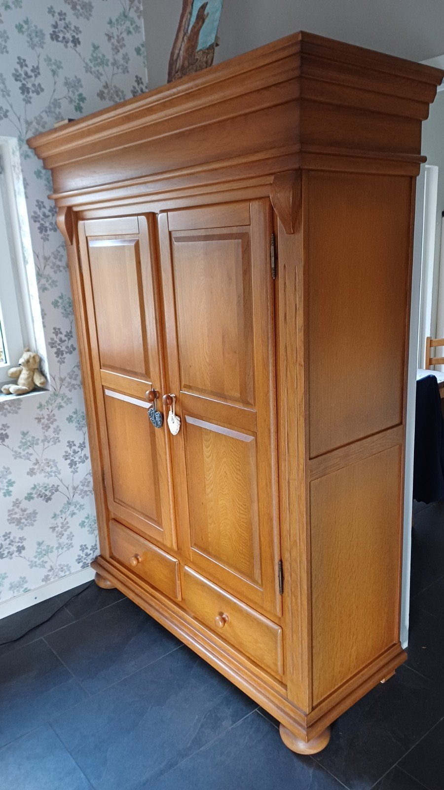Blank eiken kast - H 2.02m B 1.35m D 0.50m, Ophalen, 200 cm of meer, Eikenhout, Zo goed als nieuw