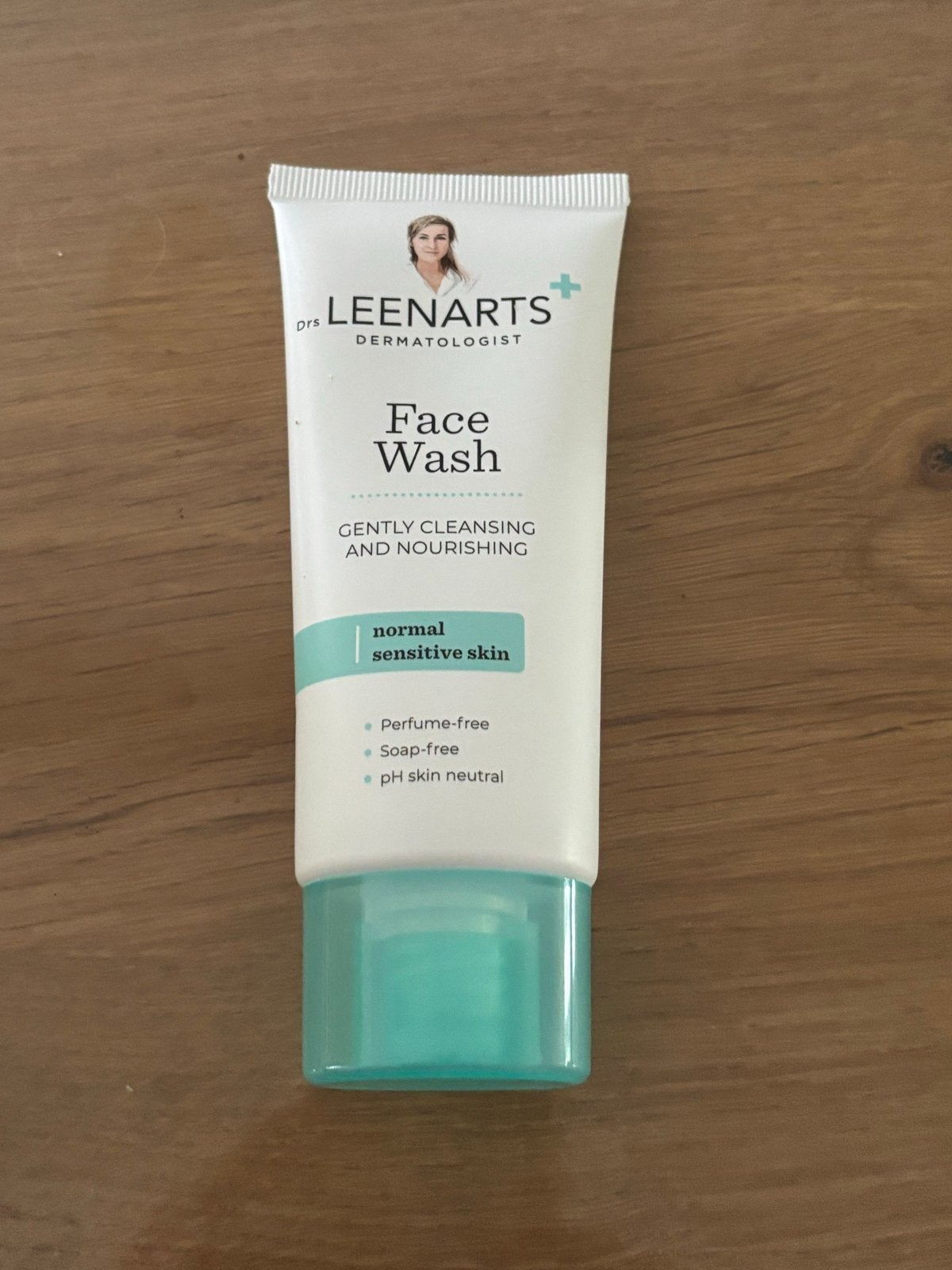 Dr. Leenarts Face Wash 50 ml- Normale/Gevoelige Huid, Ophalen of Verzenden, Zo goed als nieuw, Gehele gezicht, Reiniging
