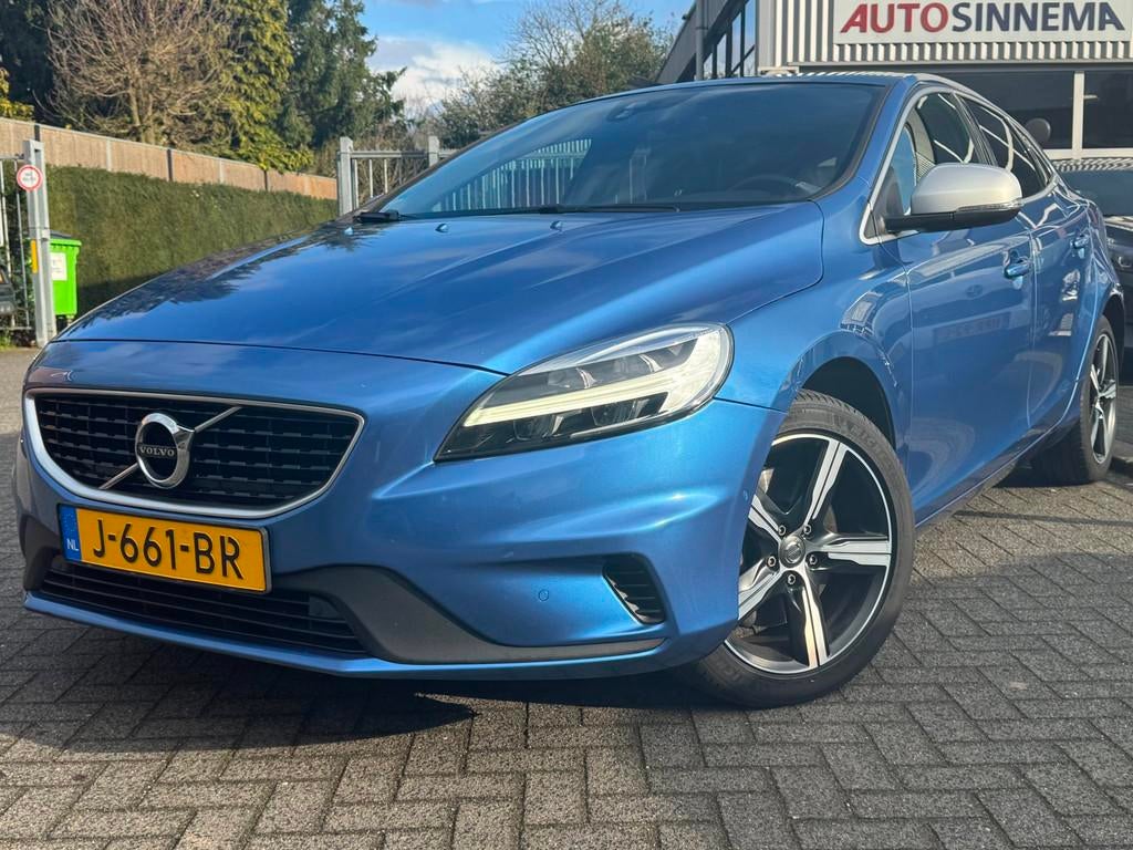 Volvo V40 1.5 T3 R-Design Edition | Stoelverwarming | Panora, Auto's, Volvo, Euro 6, 4 cilinders, 700 kg, Blauw