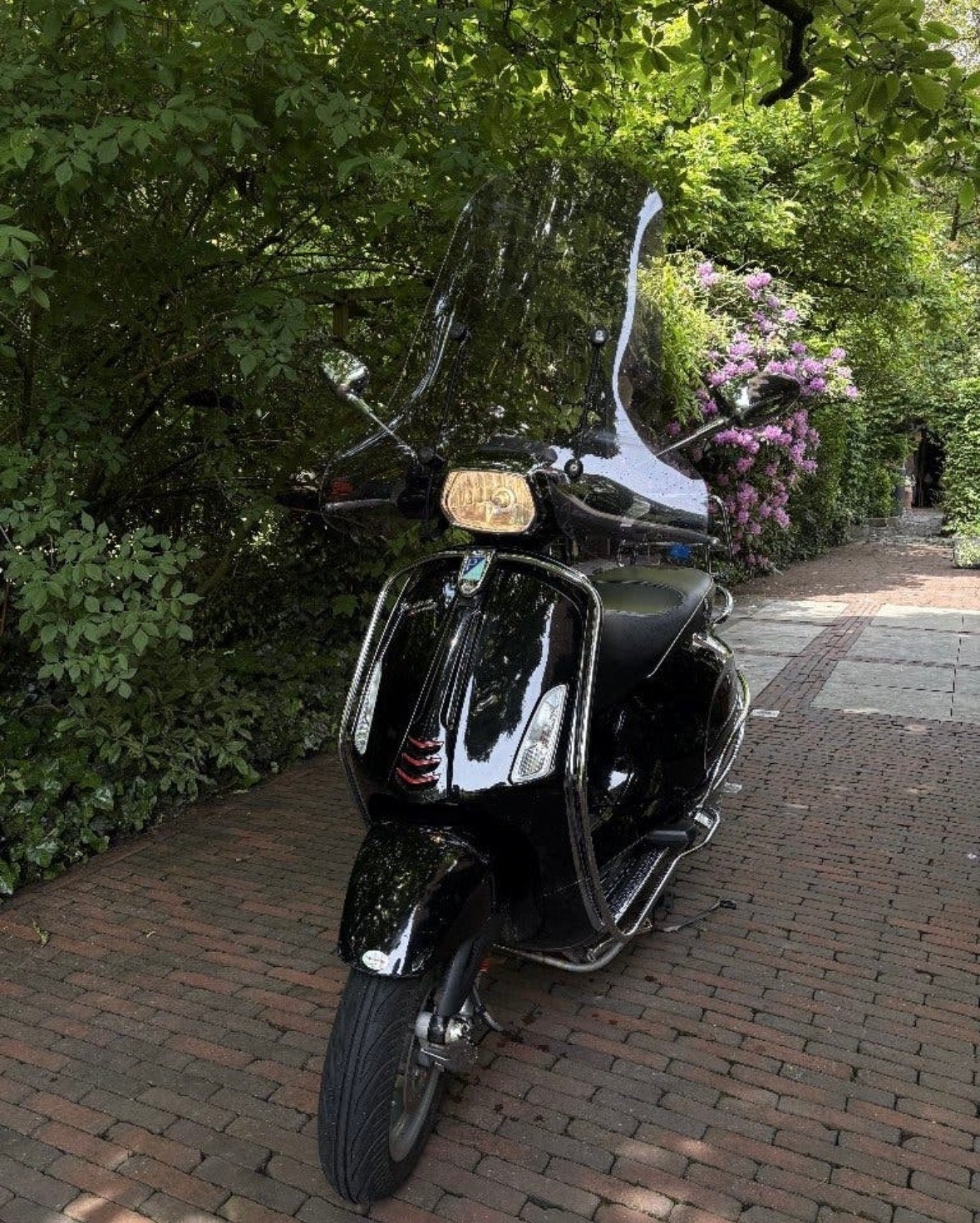 Vespa Sprint 25 km/u - Zwart met windscherm en beugels, Ophalen, Gebruikt, Overige modellen, Benzine