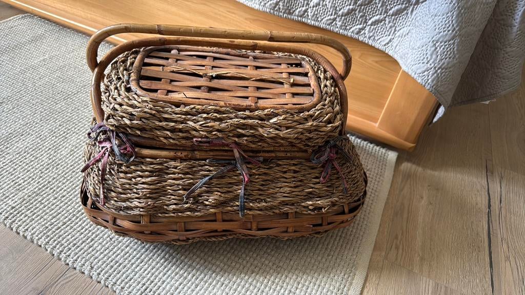 Mand voor picknick of zo, Huis en Inrichting, Woonaccessoires | Schalen en Manden, Mand, Ophalen of Verzenden, Zo goed als nieuw