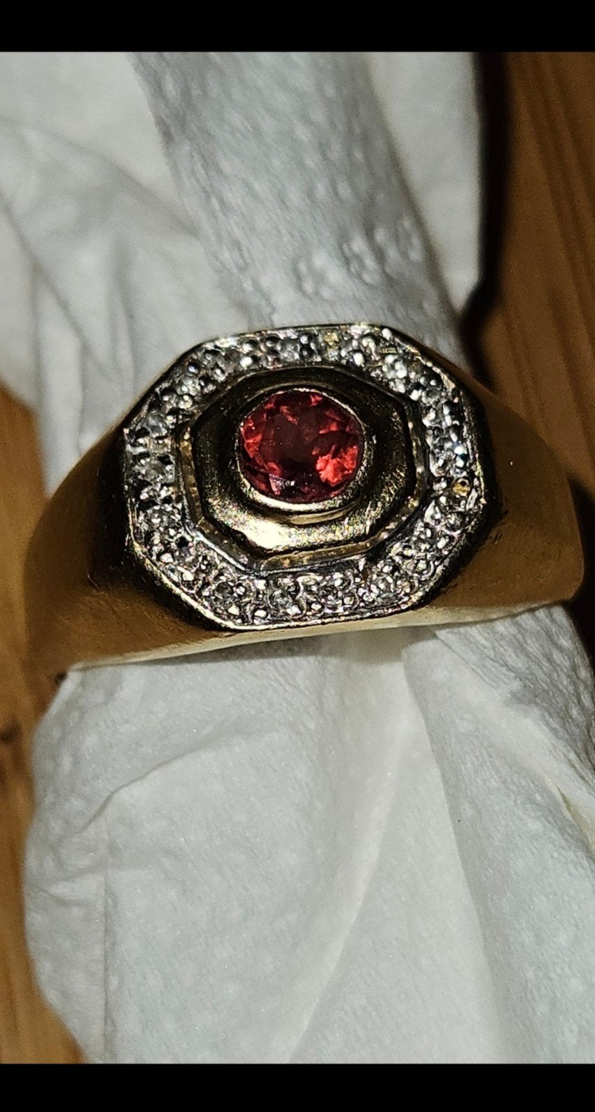 Gouden ring 14k, rode edelsteen, diamanten, Ophalen, Gebruikt, 19 tot 20, Heer