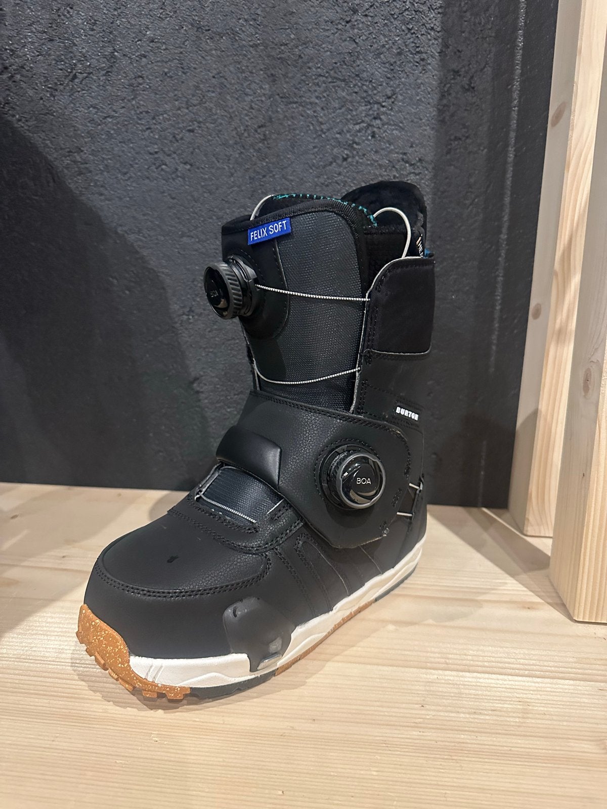 Zo goed als nieuwe snowboard boots en bindingen, Ophalen of Verzenden, Zo goed als nieuw, Skiën, Snowboots