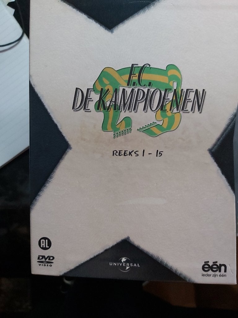 kampioenen  1 t/m 15  box  en 2 extra, Cd's en Dvd's, Dvd's | Tv en Series, Alle leeftijden, Seizoen 3, Zo goed als nieuw, Komedie