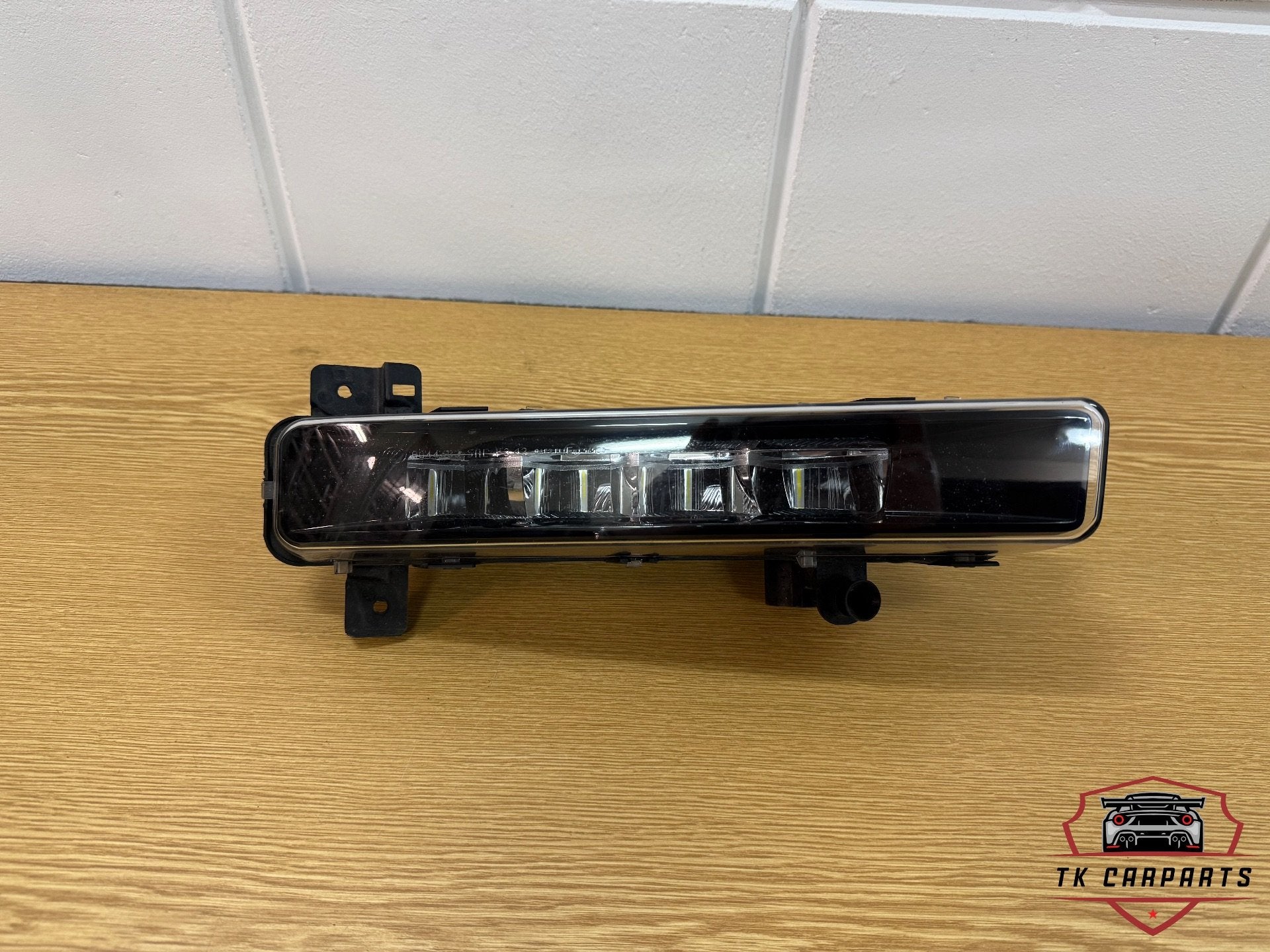 Bmw 5 serie G30/G31/F90 led mistlamp rechts 9477172-01, Petuelring 130
80788  Munich, DE, Info@bmw.de, Nieuw, Ophalen of Verzenden