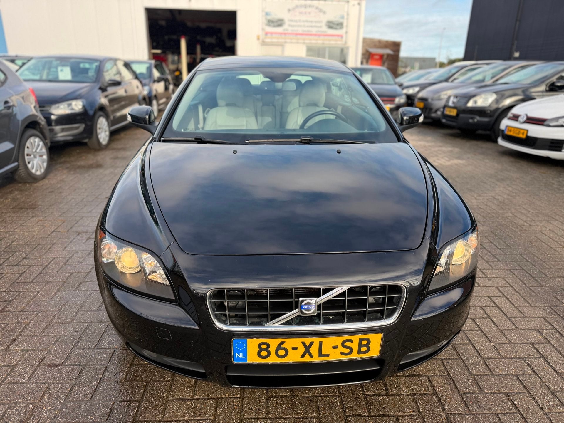 Volvo C70 Convertible 2.4 D5 Momentu|Automaat|Cabrio, Auto's, C70, Gebruikt, 197 €/maand, Cabriolet