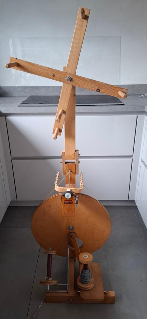 Louët Spinnewiel - Klassiek Houten Model, Ophalen, Gebruikt, Spinnewiel