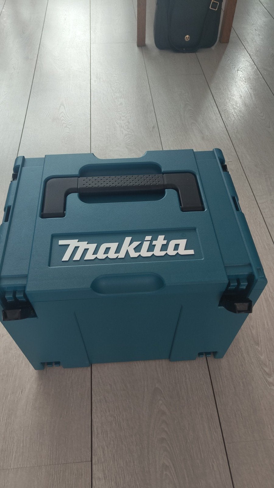 Makita Mbox 4 met inleg voor combihamer DHR281/DHR283, Doe-het-zelf en Verbouw, Gereedschapskisten, Ophalen of Verzenden, Zo goed als nieuw