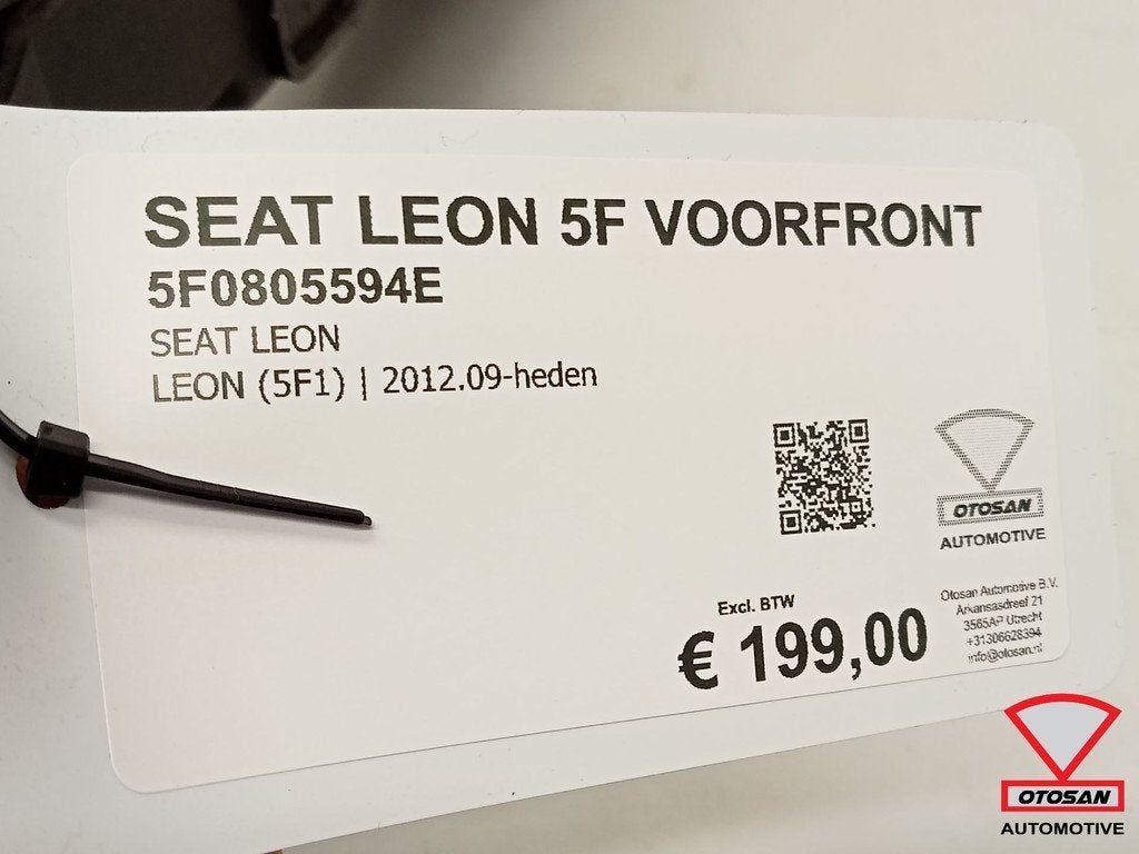 Seat Leon 5F Voorfront Front Origineel! 5F0805594E, Gebruikt, Autovia A-2, Km 585 585
08760  Martorell, ES, Ophalen of Verzenden