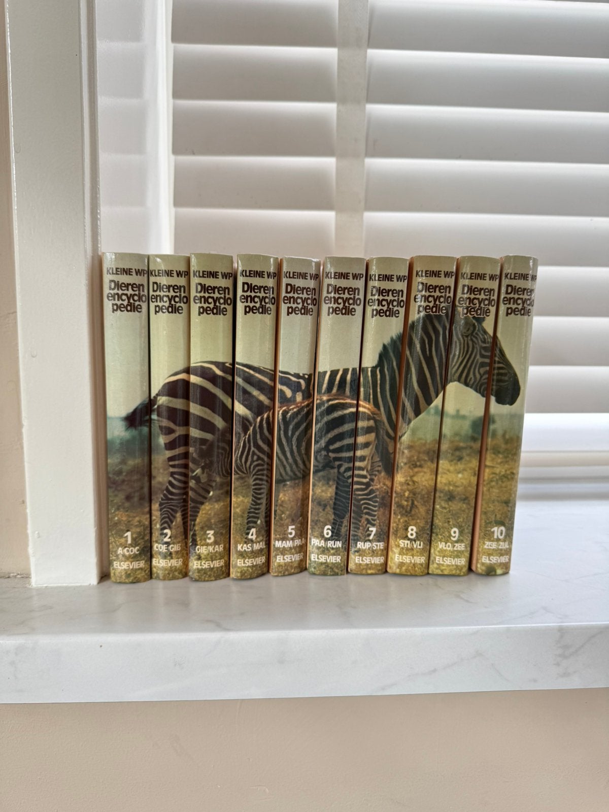Dierenencyclopedie | Kleine Winkler Prins, Boeken, Encyclopedieën, Ophalen, Complete serie, Zo goed als nieuw, Dieren
