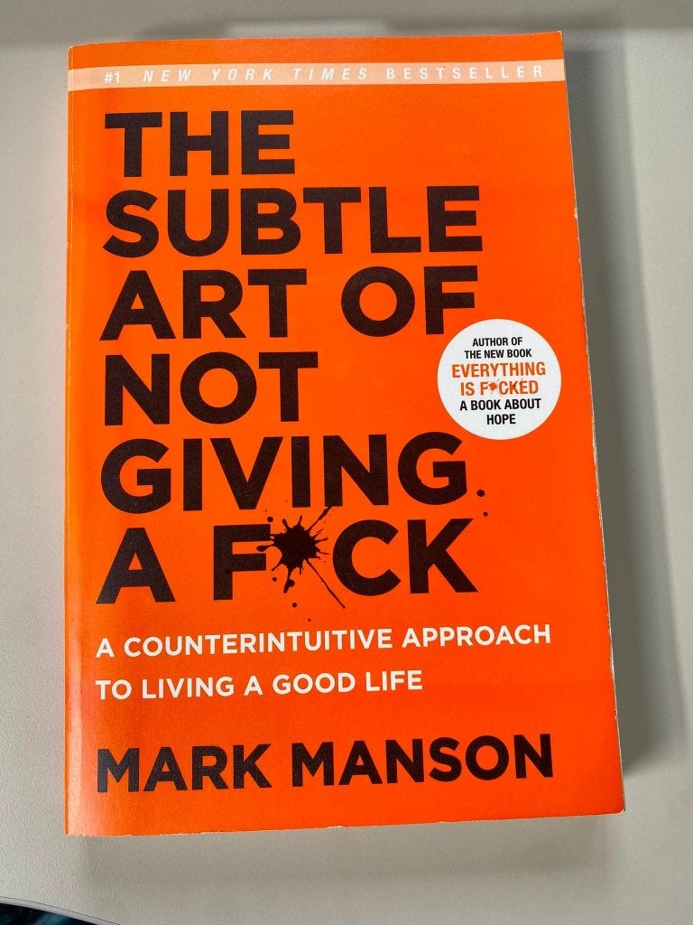 The subtle art of not giving a fuck - Mark Manson, Mark Manson, Ophalen of Verzenden, Zo goed als nieuw, Nederland
