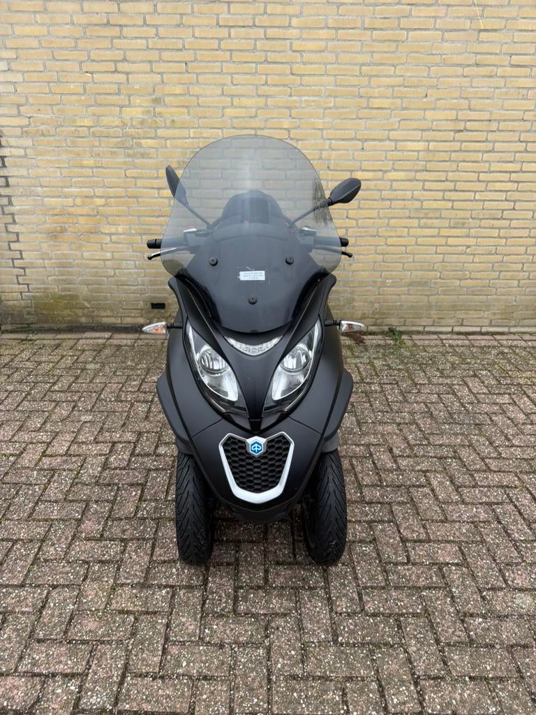 MP3 500 sport 2014 matzwart 28K A2, Motoren, Motoren | Piaggio, Scooter, Bedrijf, Minimaal motorrijbewijs A2, Sportuitlaat