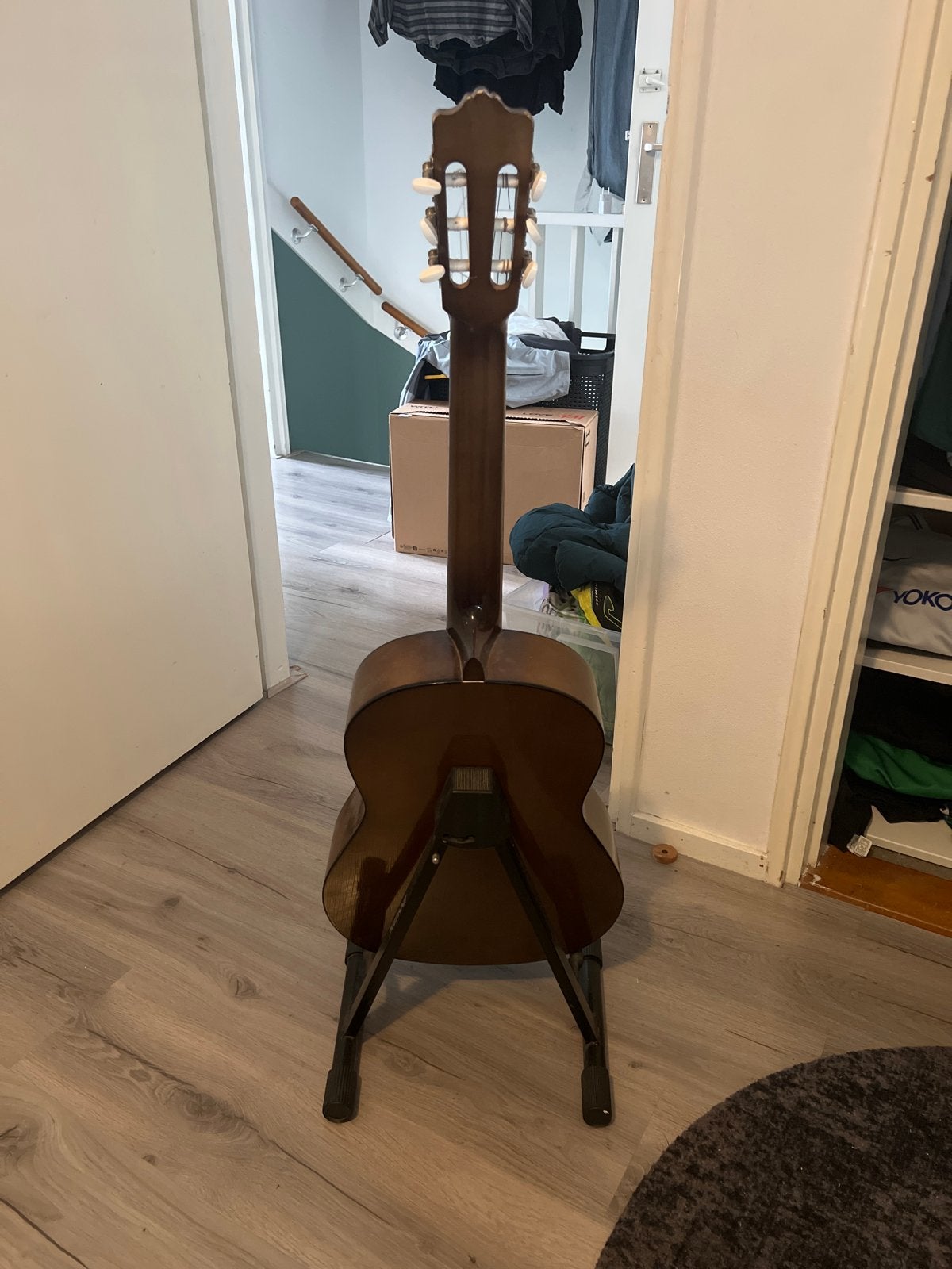Foto 5 van Ramona Klassieke Gitaar met standaard