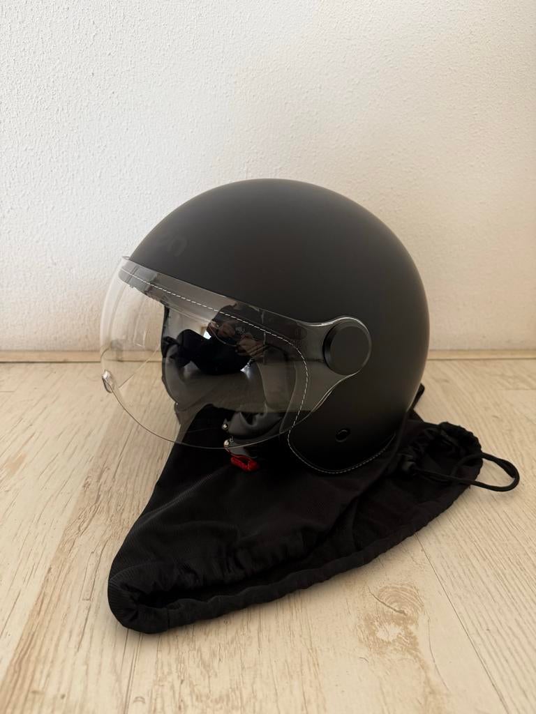 Beon scooter helm XXL - 2 keer gedragen, Ophalen, Zo goed als nieuw, Extra large of groter