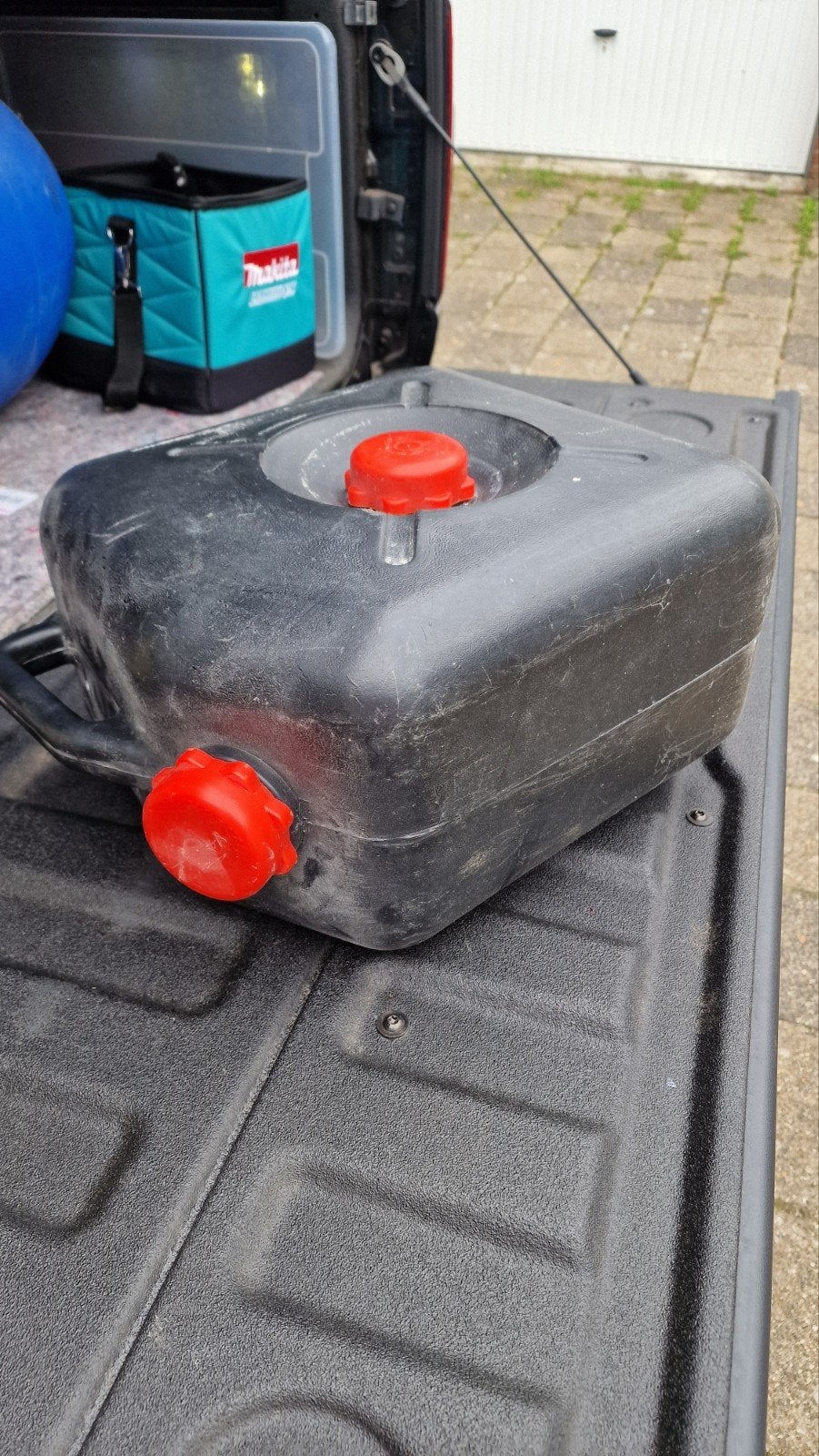 Zwarte jerrycan afvalwater caravan/camper, Ophalen