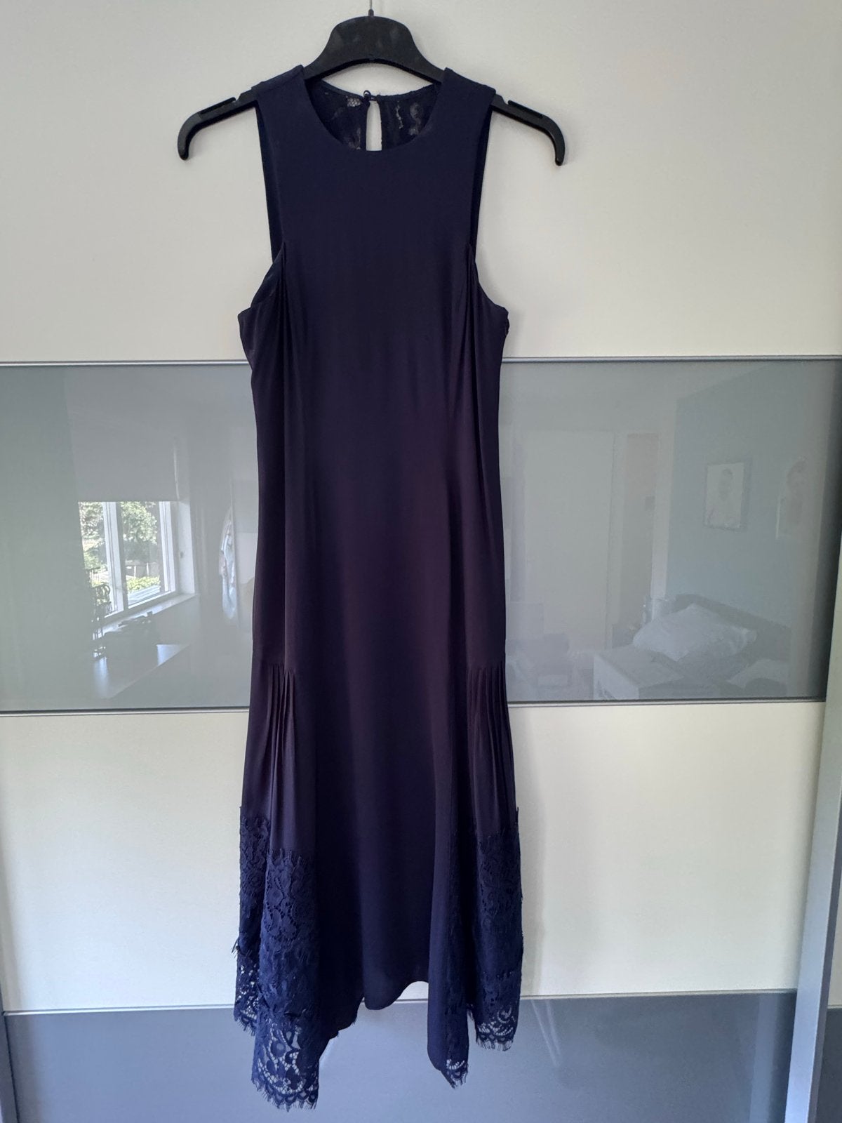 Prachtige Reiss marineblauwe jurk/ kanten details maat M/ 38, Blauw, Zo goed als nieuw, Knielengte, Ophalen