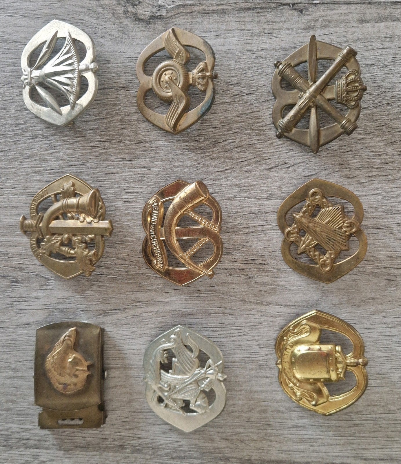 Baret emblemen, Ophalen of Verzenden, Landmacht, Nederland, Embleem of Badge