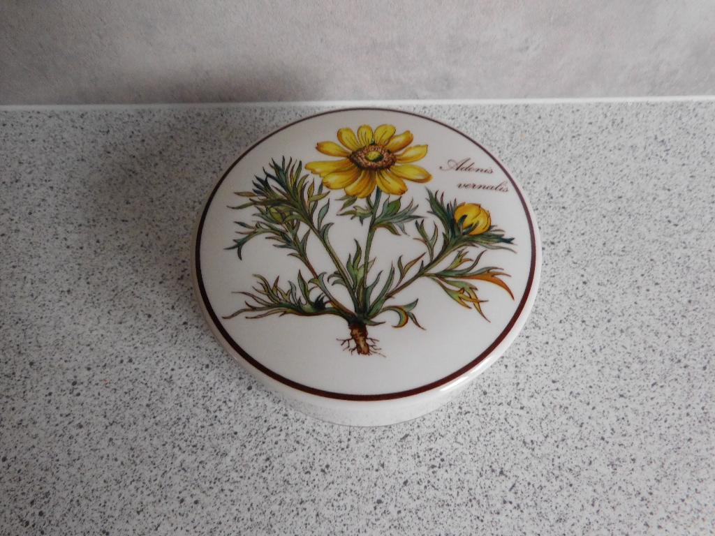 Trinketbox 10 cm. Adonis Botanica Villeroy & Boch, Overige typen, Ophalen of Verzenden, Zo goed als nieuw, Overige stijlen