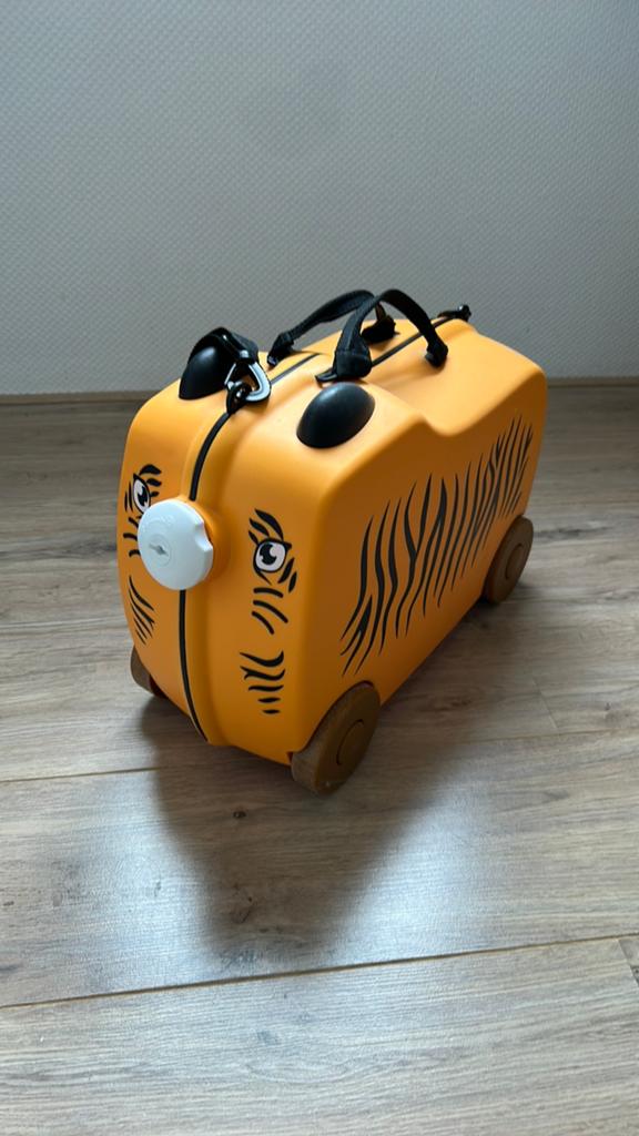 Kinderkoffer tijger, oranje met wieltjes, Gebruikt, Hard kunststof, Minder dan 50 cm, Minder dan 35 cm