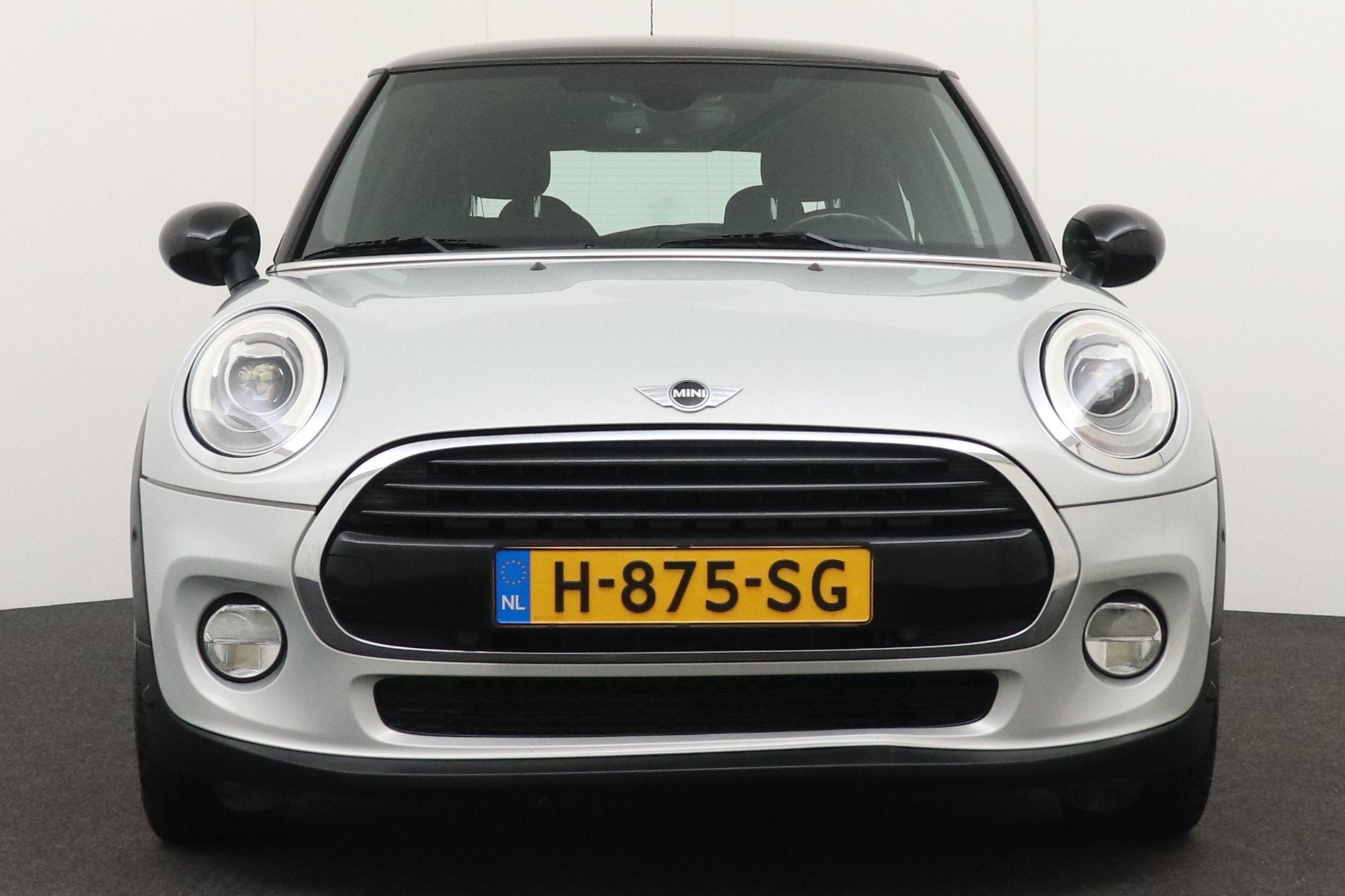 MINI Mini 1.5 136 PK Aut. Cooper Climate Control Cruise Stoe, Auto's, Mini, Dealer onderhouden, Gebruikt, 4 stoelen, Leder en Stof