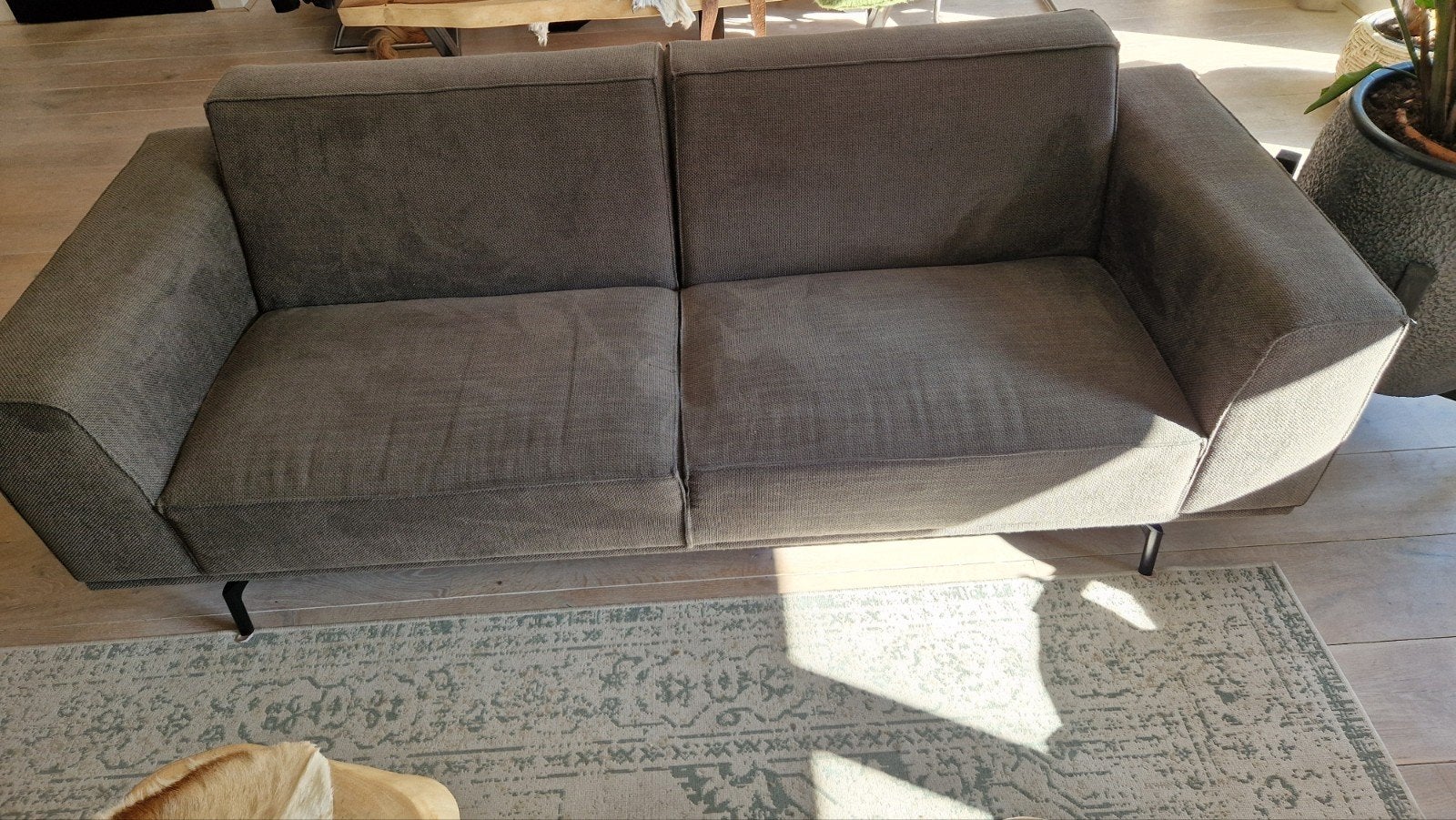 Comfortabele grijs/groene stoffen bank & loveseat - Zo goed, Ophalen, 150 tot 200 cm, 75 tot 100 cm, Zo goed als nieuw
