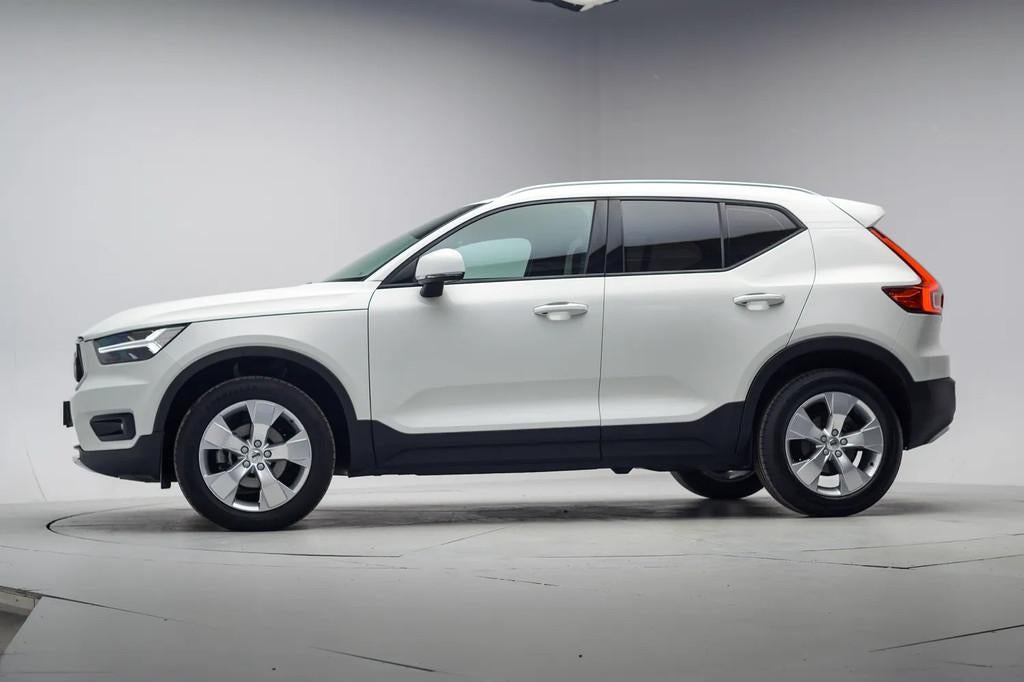 Volvo XC40 1.5 T2 Business Pro Aut. [ Adapt.cruise Navi Elek, Automaat, Gebruikt, 129 pk, Wit