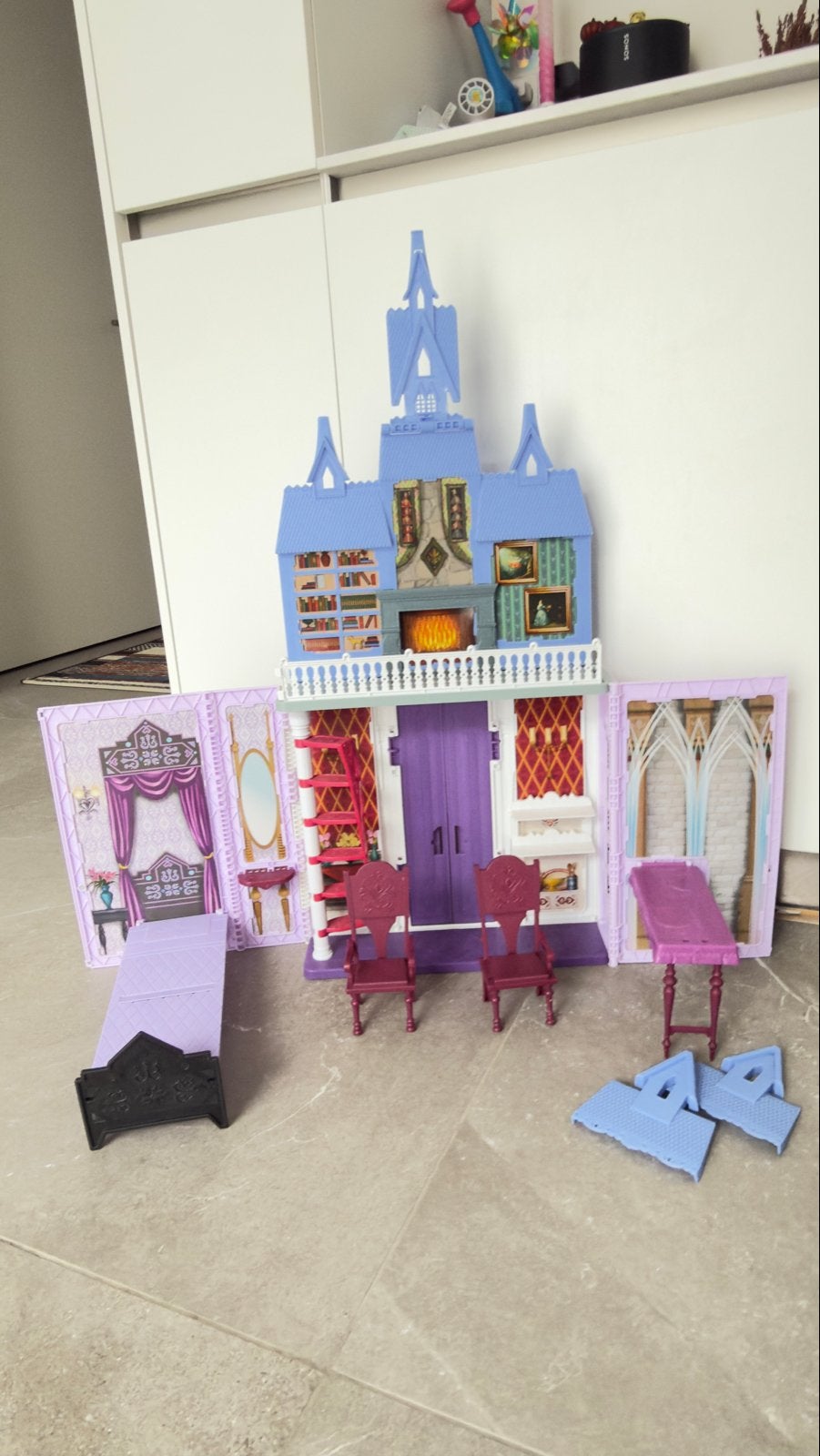 Disney Frozen Kasteel Speelset met Meubels, Ophalen, Zo goed als nieuw, Overige typen