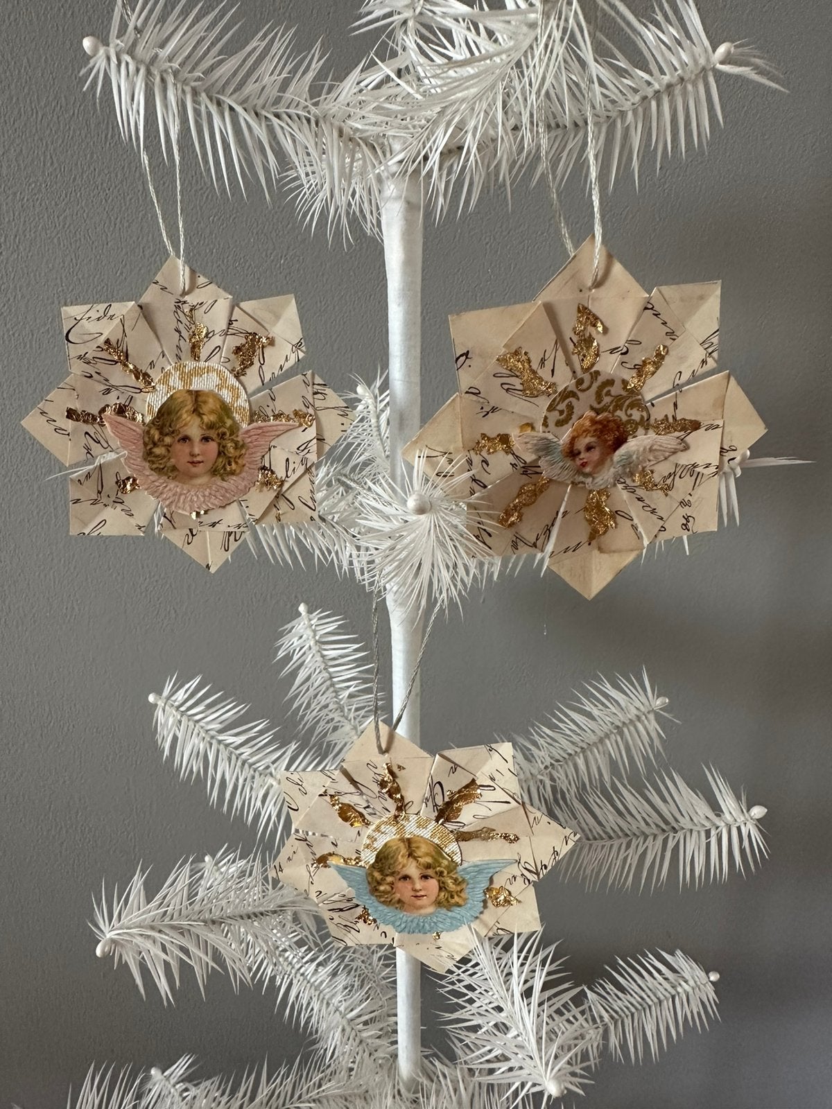 Brocante kerstversiering feather tree, Diversen, Ophalen of Verzenden, Zo goed als nieuw