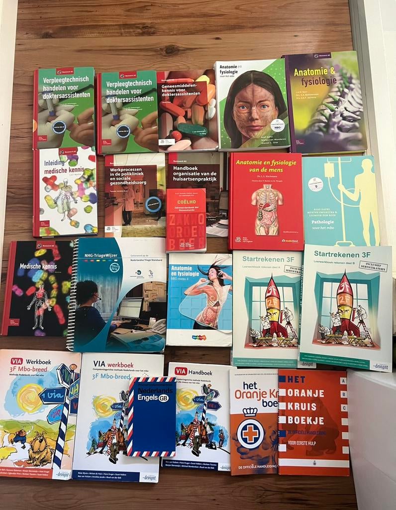 Doktersassistent opleiding boeken, Ophalen, Gelezen, School, Studie en Wetenschap