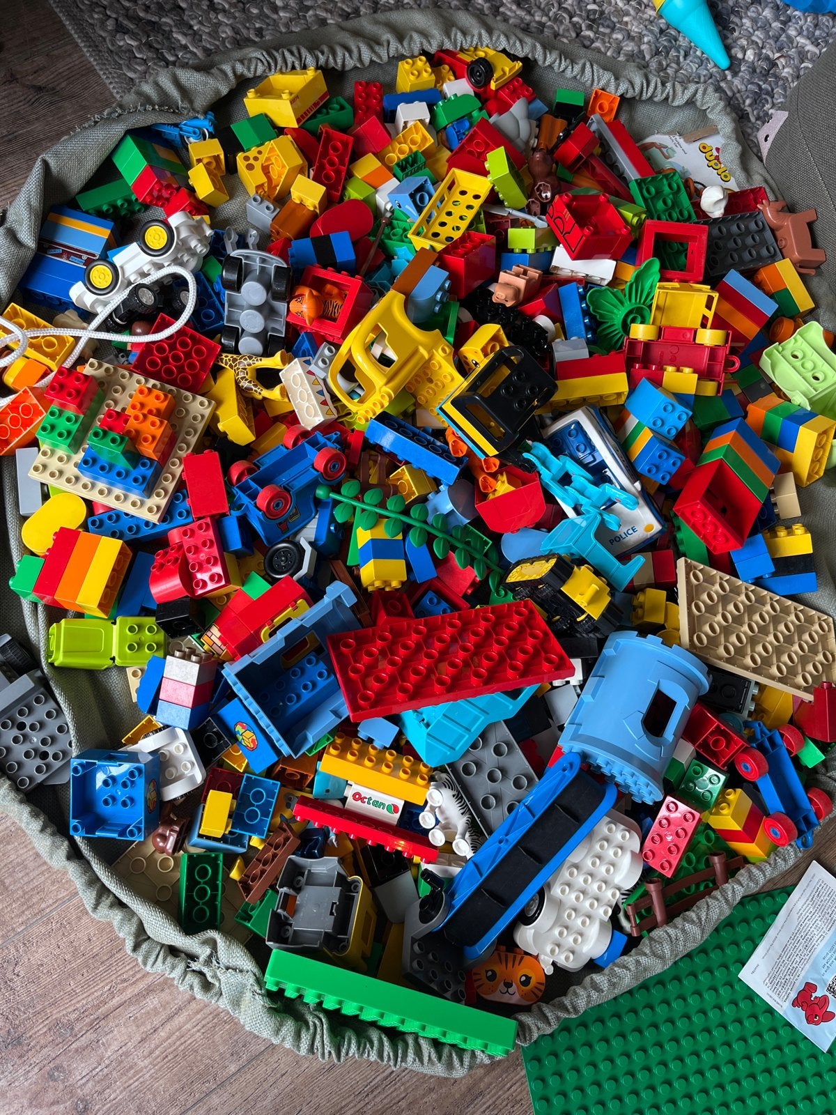 Grote partij LEGO Duplo met grondplaat en set 10985, Ophalen, Gebruikt, Overige thema's, Compleet