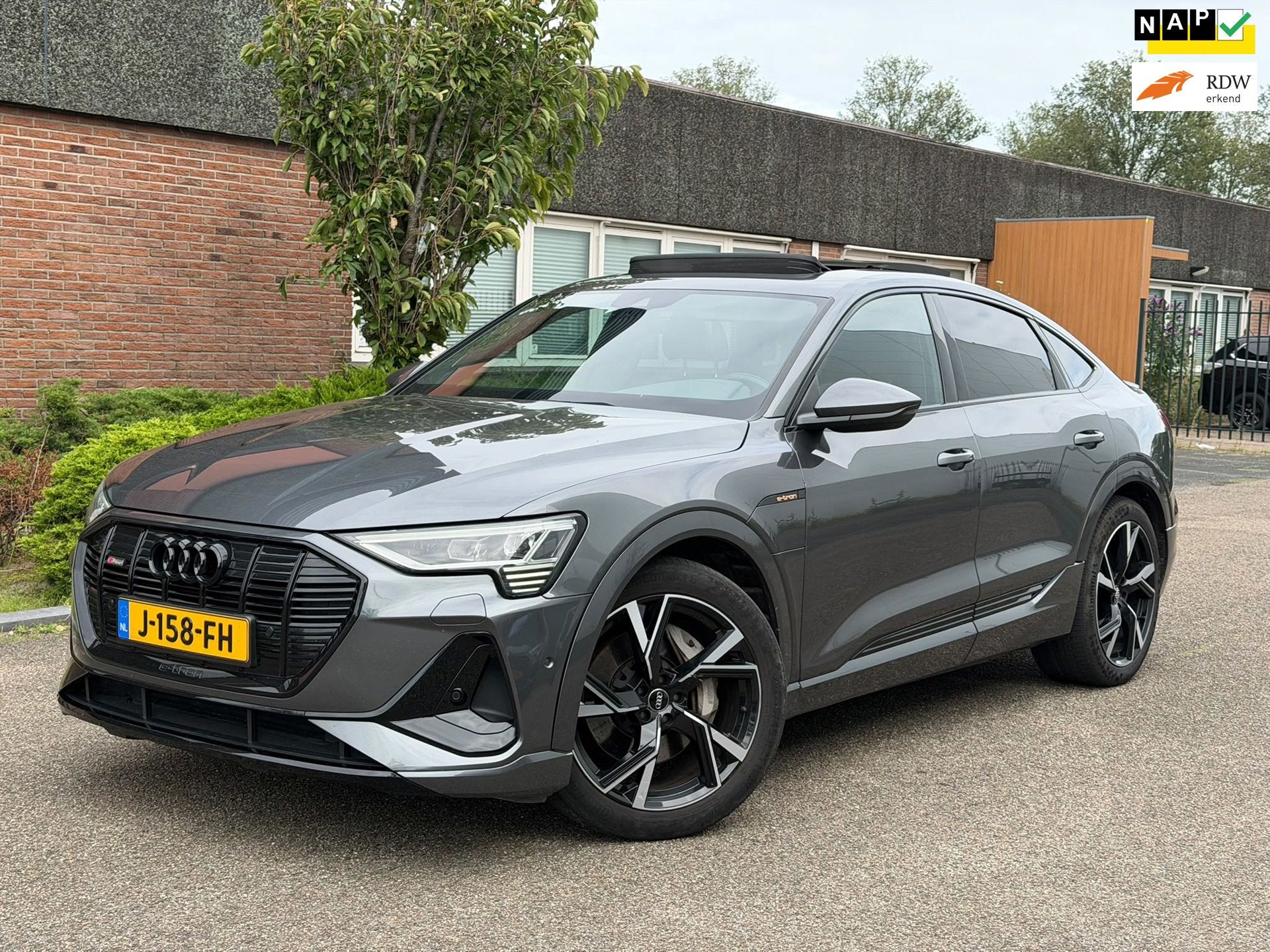 Audi E-tron Sportback 50 quattro S edition 71 kWh | S-LINE |, Automaat, Zwart, 71 kWh, Origineel Nederlands