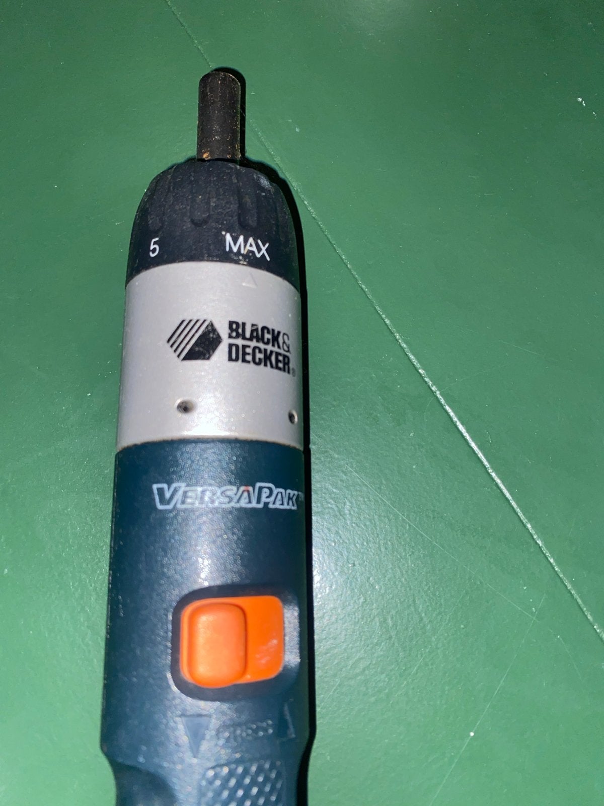 Black & Decker VersaPak Schroevendraaier met Oplader, Ophalen of Verzenden, Zo goed als nieuw, Minder dan 400 watt, Boor- en Schroefmachine