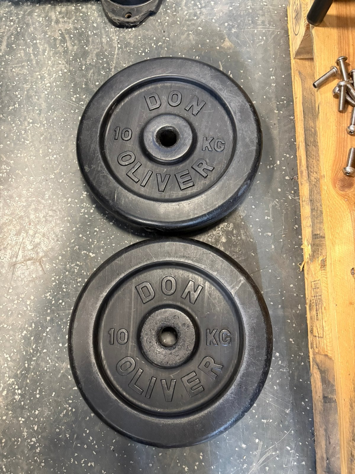 2 x 10 kg les mills bodypump don oliver halter schijven, Sport en Fitness, Fitnessmaterialen, Gebruikt, Ophalen of Verzenden, Les mills