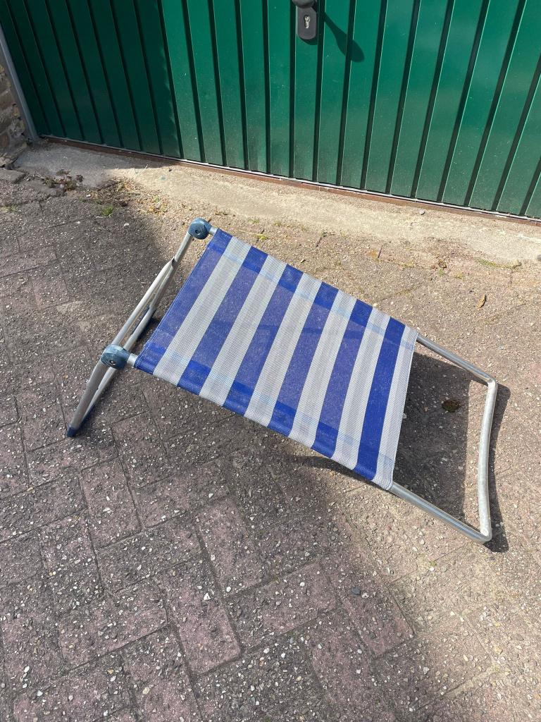 Crespo Voetenbank - R-215 - Blauw Gestreept 4x, Caravans en Kamperen, Ophalen of Verzenden, Zo goed als nieuw, Campingstoel
