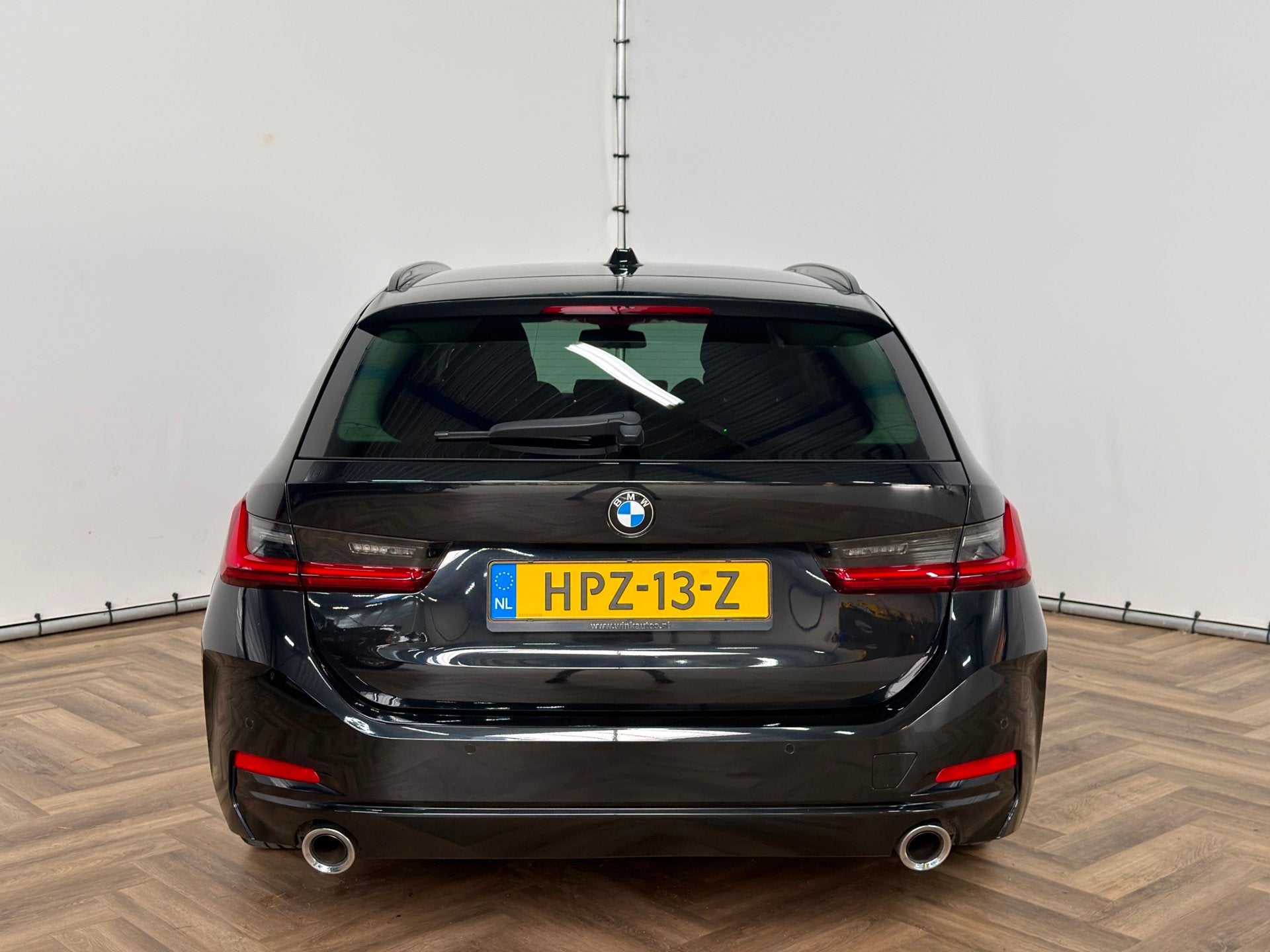 BMW 3-serie Touring 320d|LEDER|HUD|INRUIL MOGELIJK|, Auto's, Automaat, Achterwielaandrijving, Zwart, Leder