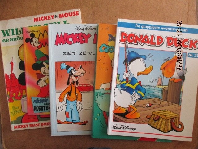adv5995 diverse disney strips, Boeken, Eén stripboek, Ophalen, Gelezen