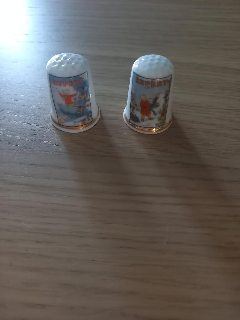 2 vingerhoedjes rupert birchcroft, Ophalen of Verzenden, Zo goed als nieuw, Porselein, Buitenland