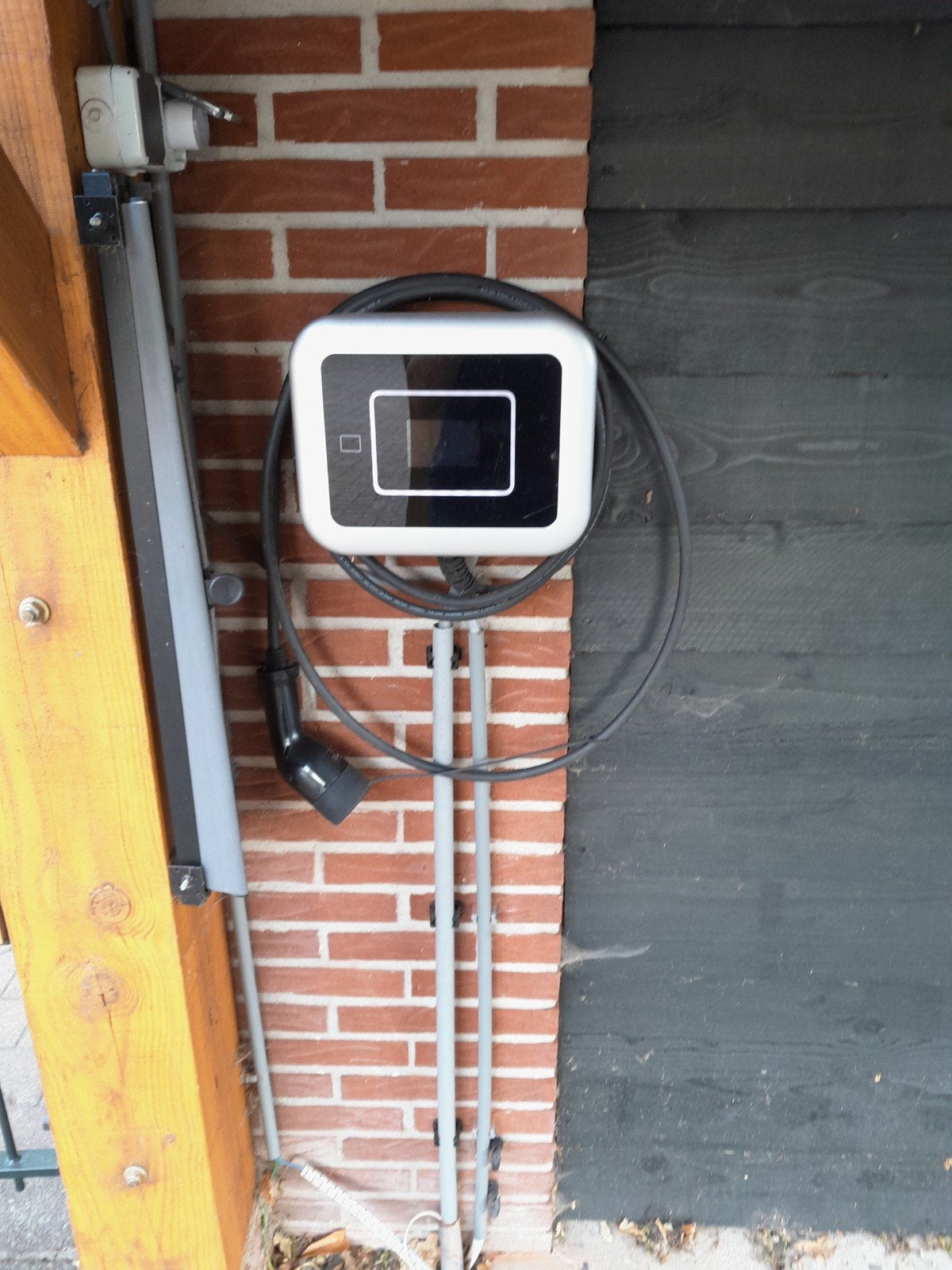 Zeer goede laadstation met 5m kabel en variabele laadsessies, Auto diversen, Ophalen of Verzenden