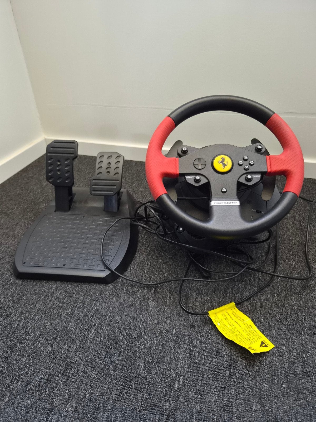 Racestuur Ferrari, Spelcomputers en Games, Spelcomputers | Sony PlayStation Consoles | Accessoires, Ophalen of Verzenden, Zo goed als nieuw