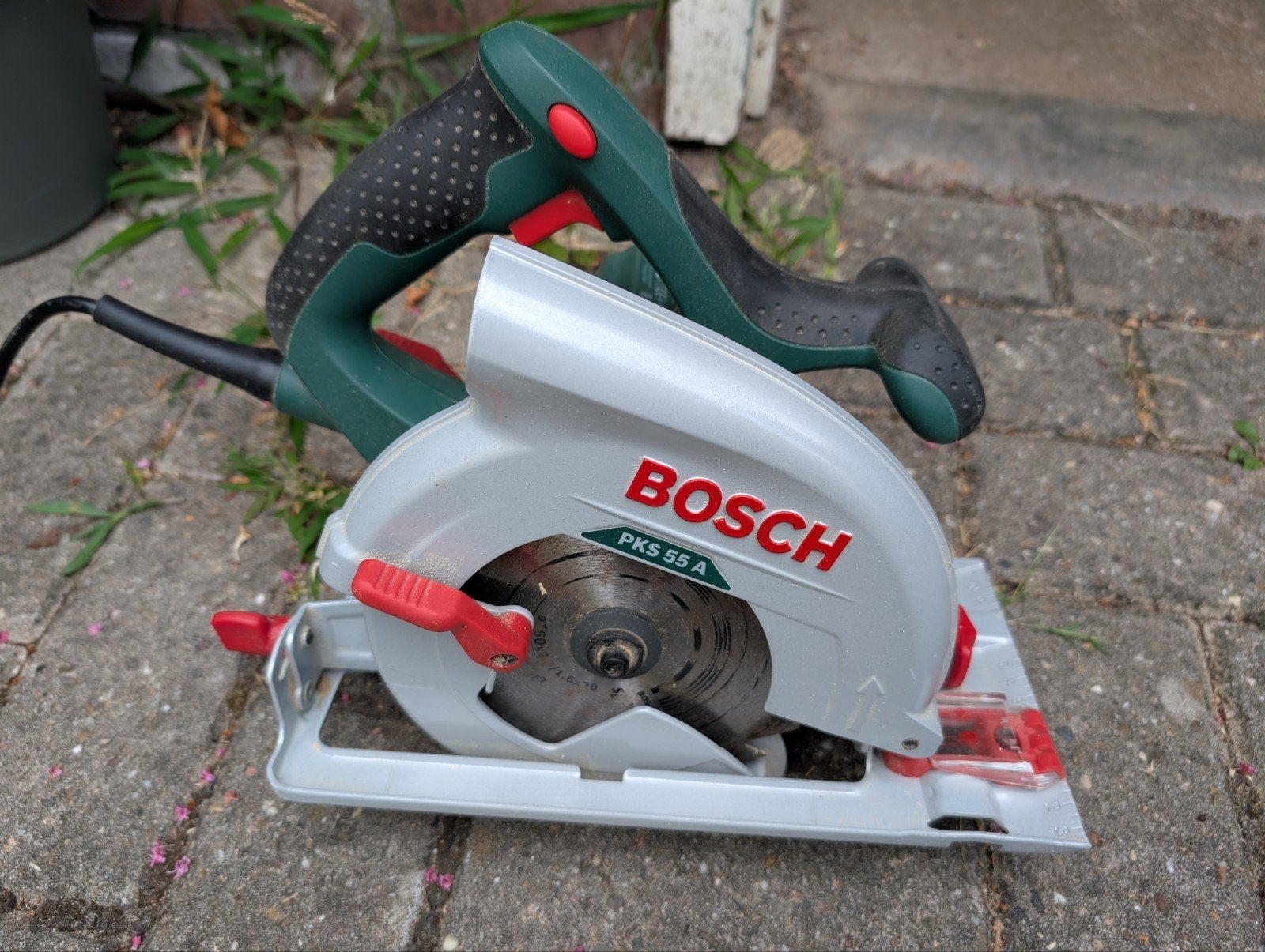 Bosch PKS 55 A Cirkelzaag - Krachtig en Betrouwbaar, Gebruikt, Cirkelzaag, 600 tot 1200 watt, Ophalen of Verzenden